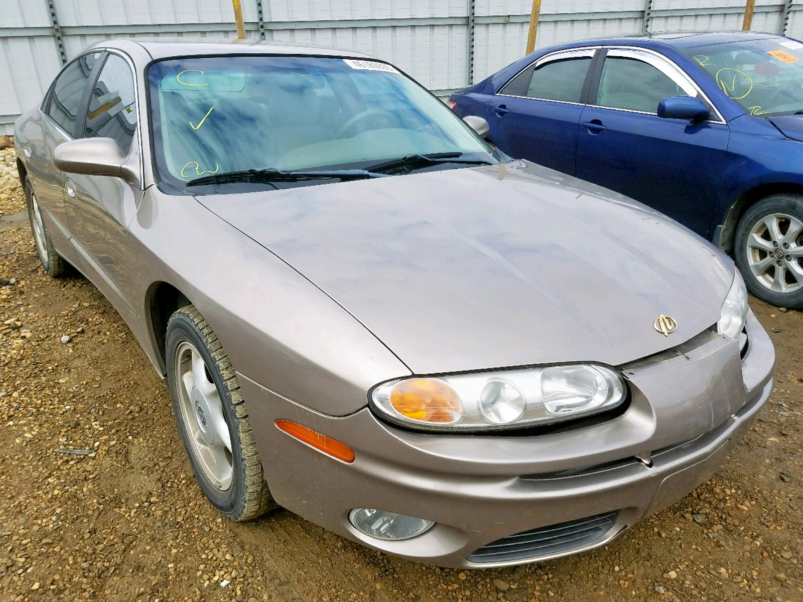 2001 OLDSMOBILE AURORA 4.0 for Sale | AB - EDMONTON - Vehicle at Copart ...