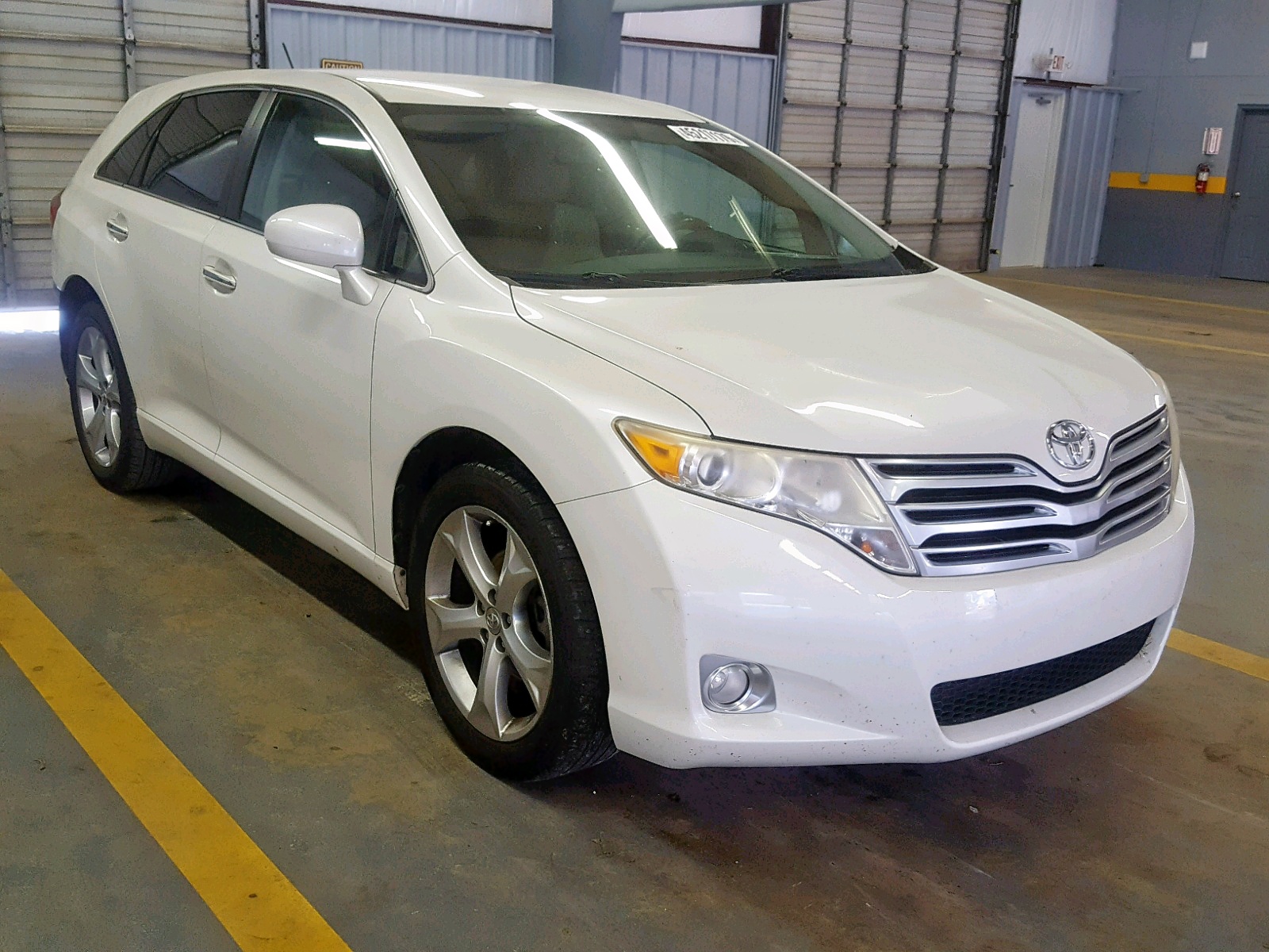 Toyota Venza 2021 белая