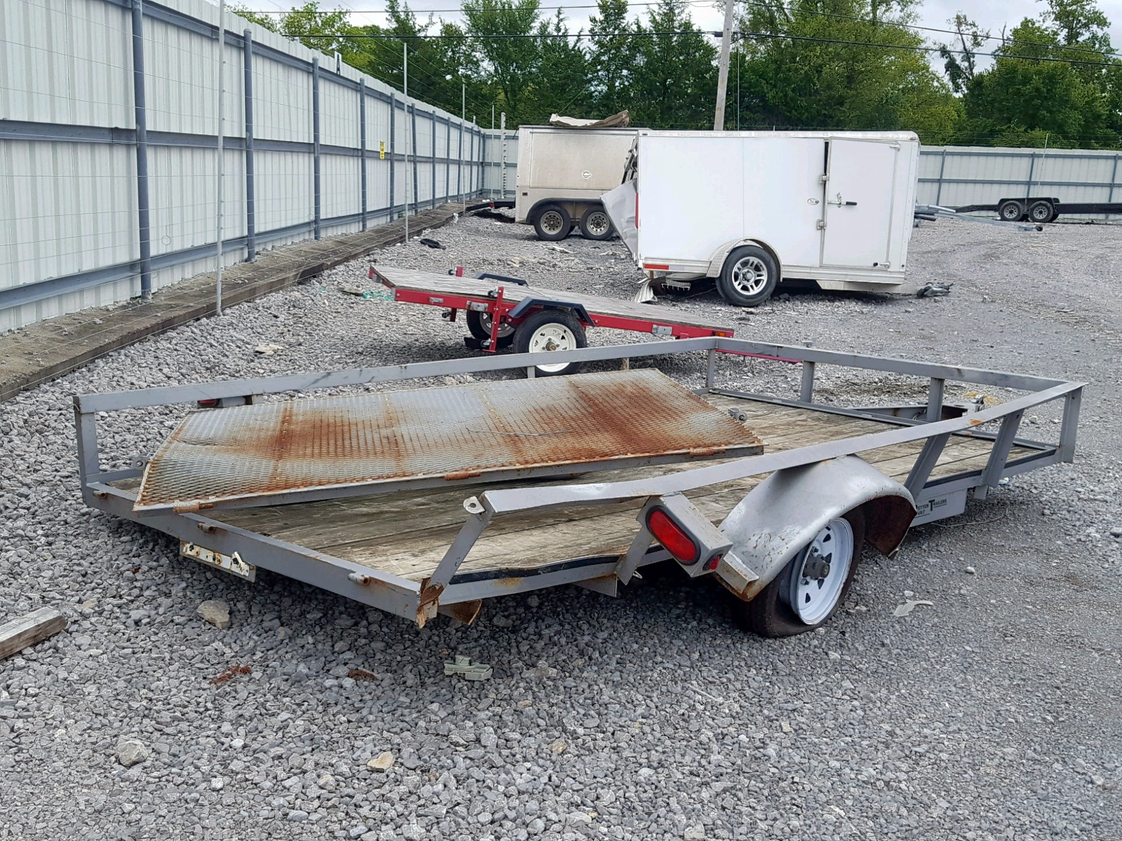 Salvage 2014 MISC TRAILER for Auction