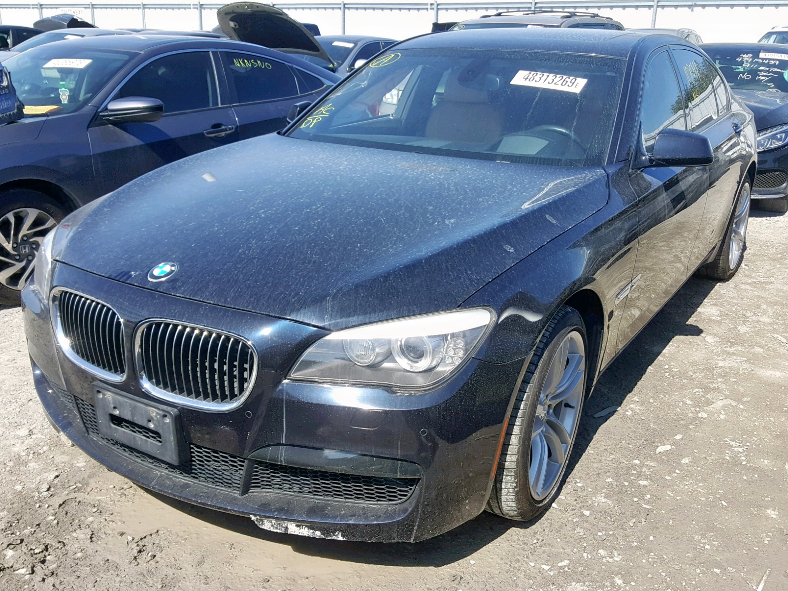 Bmw 750 2011