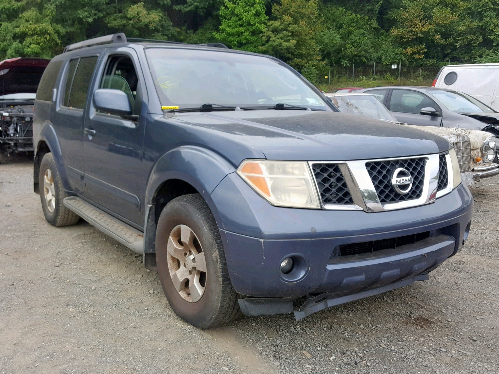 Nissan Pathfinder 2005