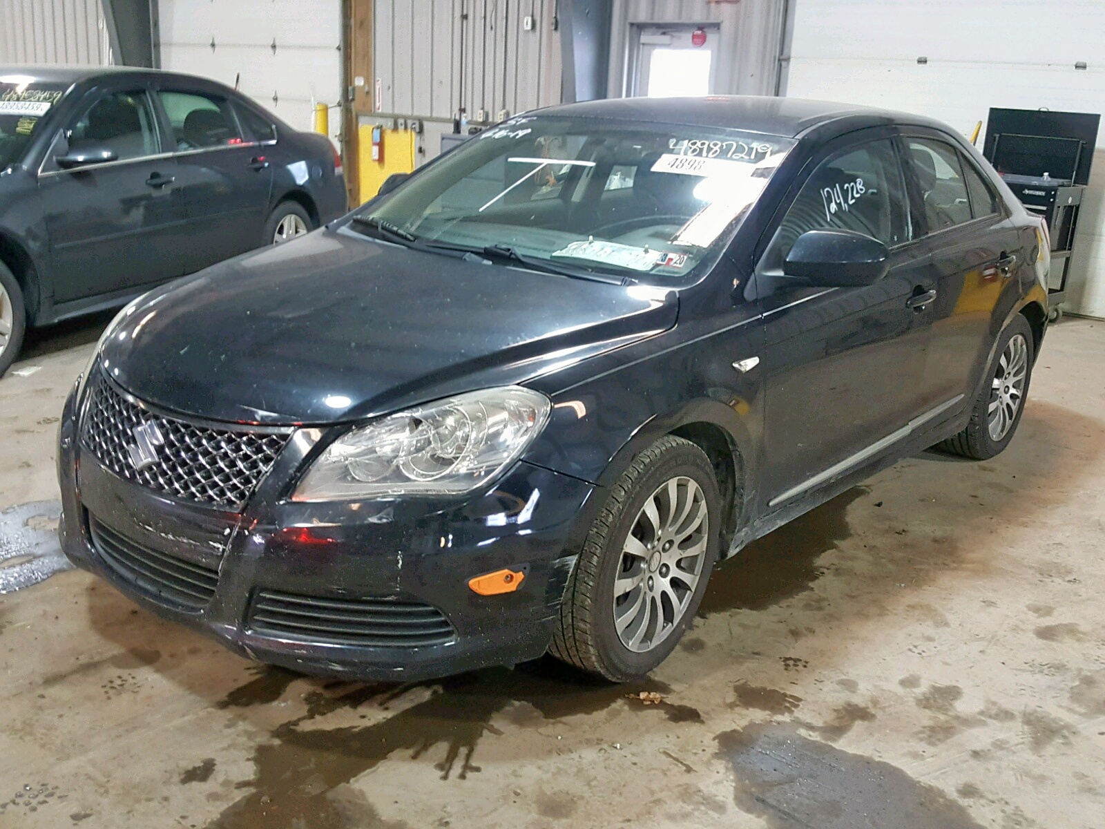 Suzuki Kizashi 2013