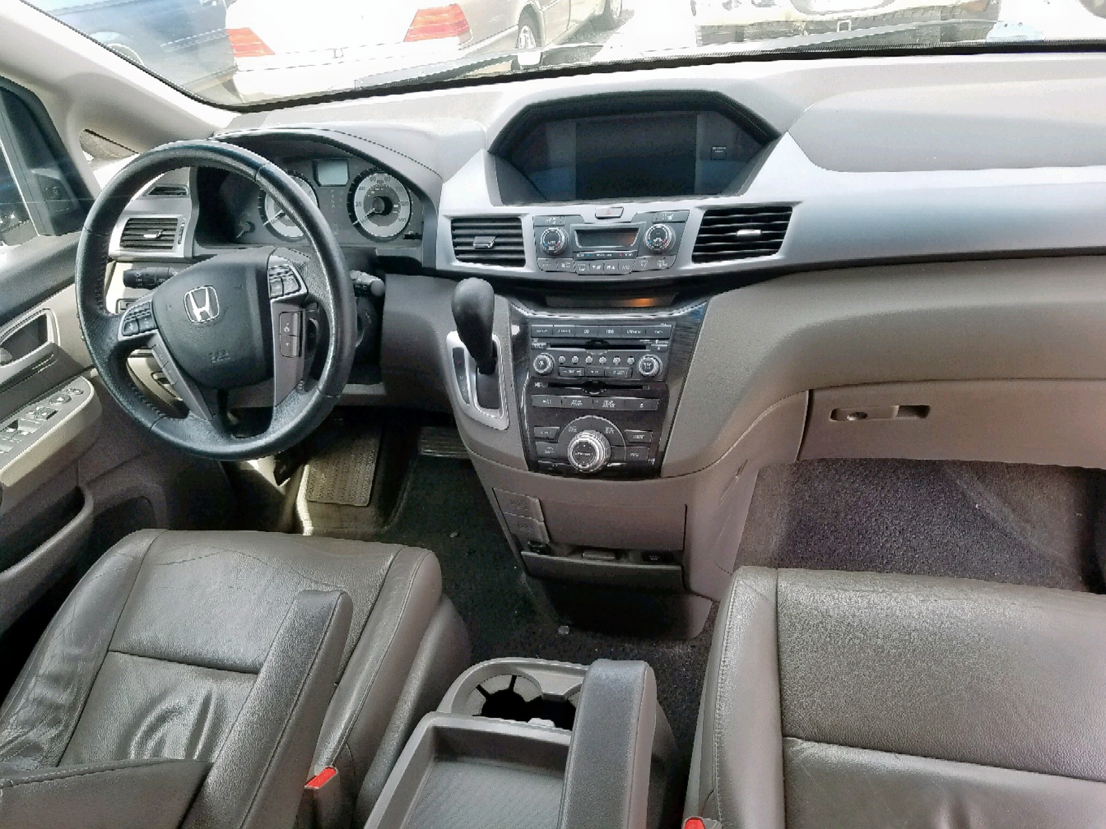 2012 Honda Odyssey - Image 9