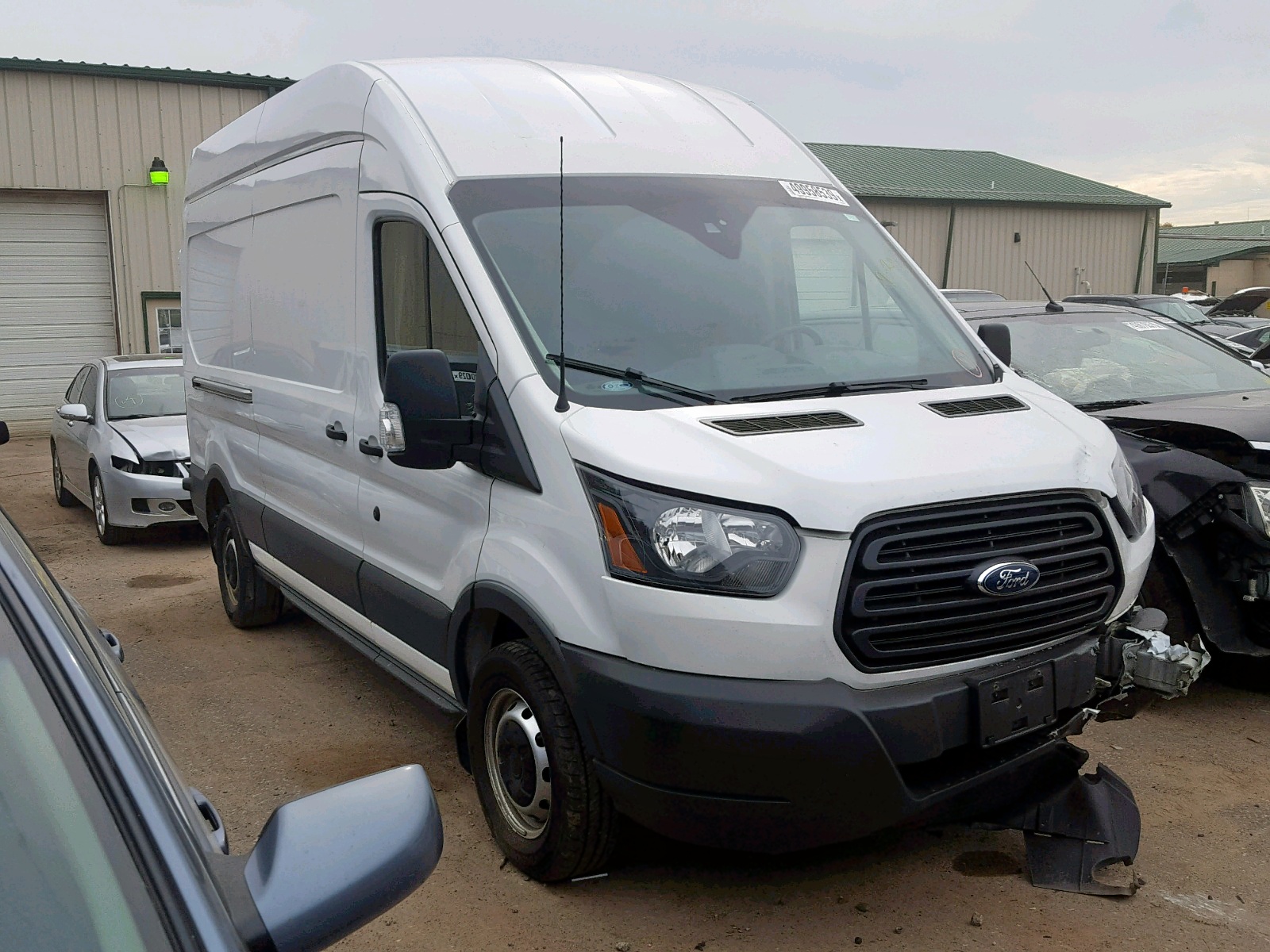 2017 Ford Transit T250 (VIN 1FTYR2XM2HKB31427). Copart > Car auctions