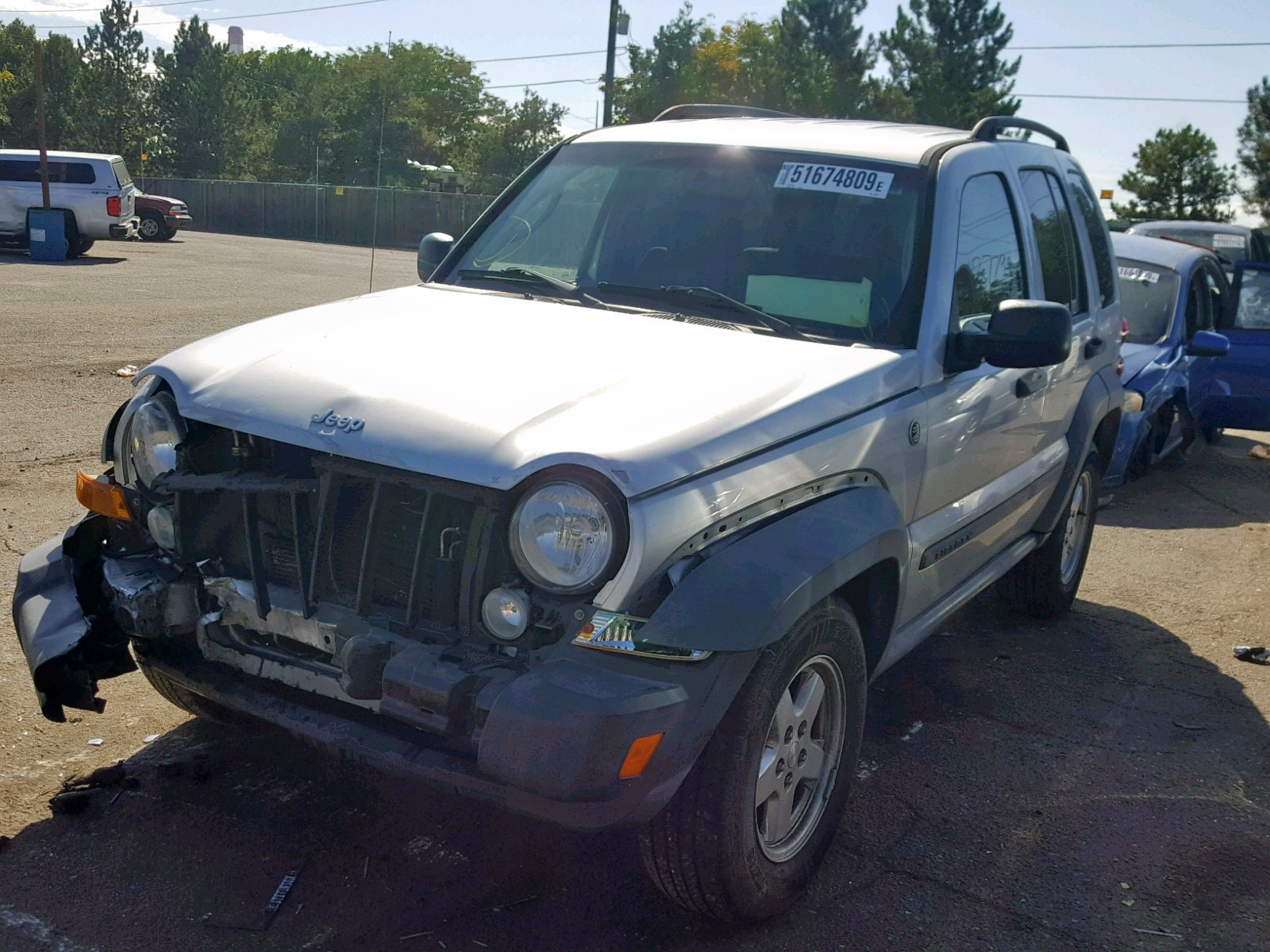 Jeep Liberty камуфляж снежный Барс