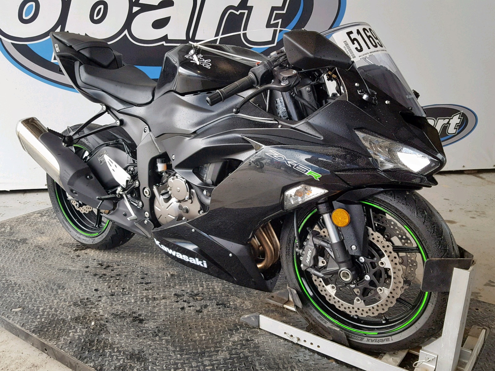 2018 zx636