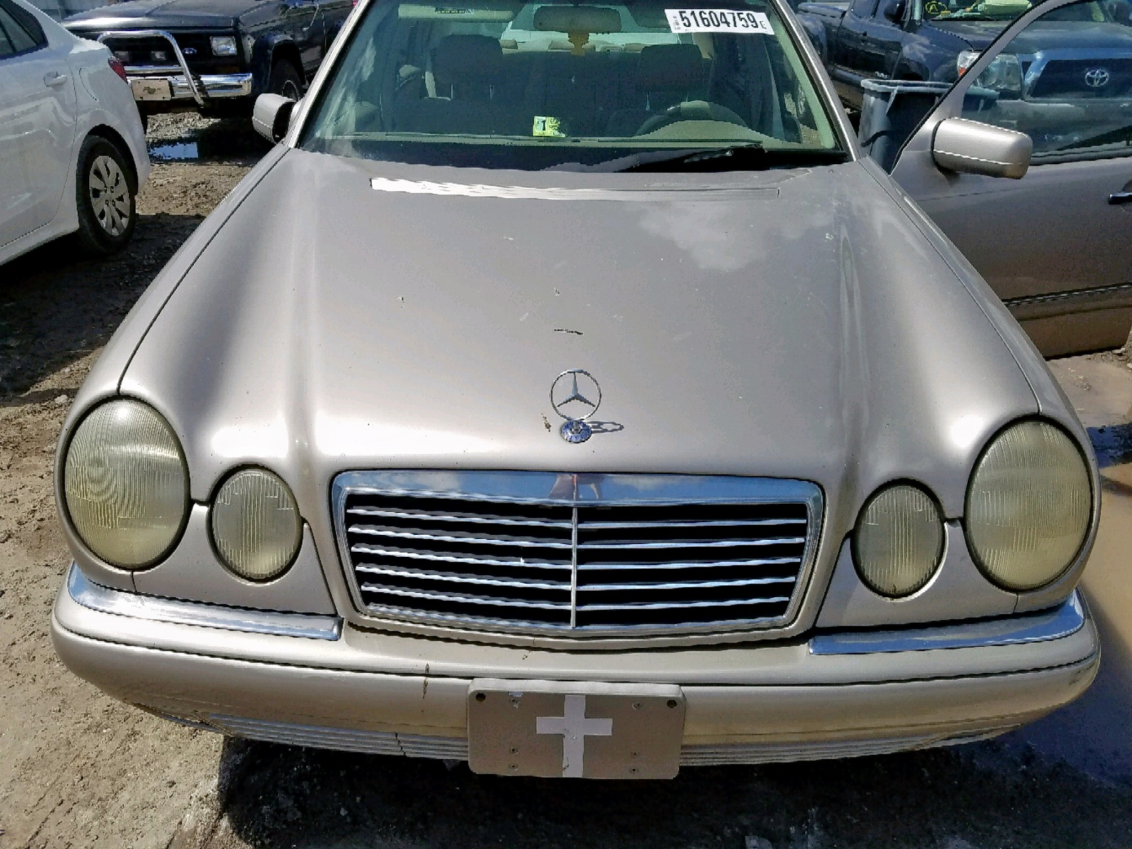 1999 Mercedes-Benz E 320 VIN: WDBJF65H1XA896395 Lot: 69946684