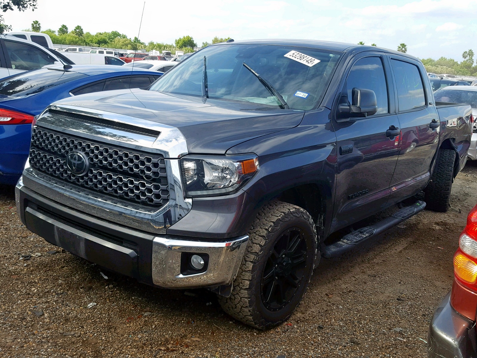 Toyota Tundra CREWMAX