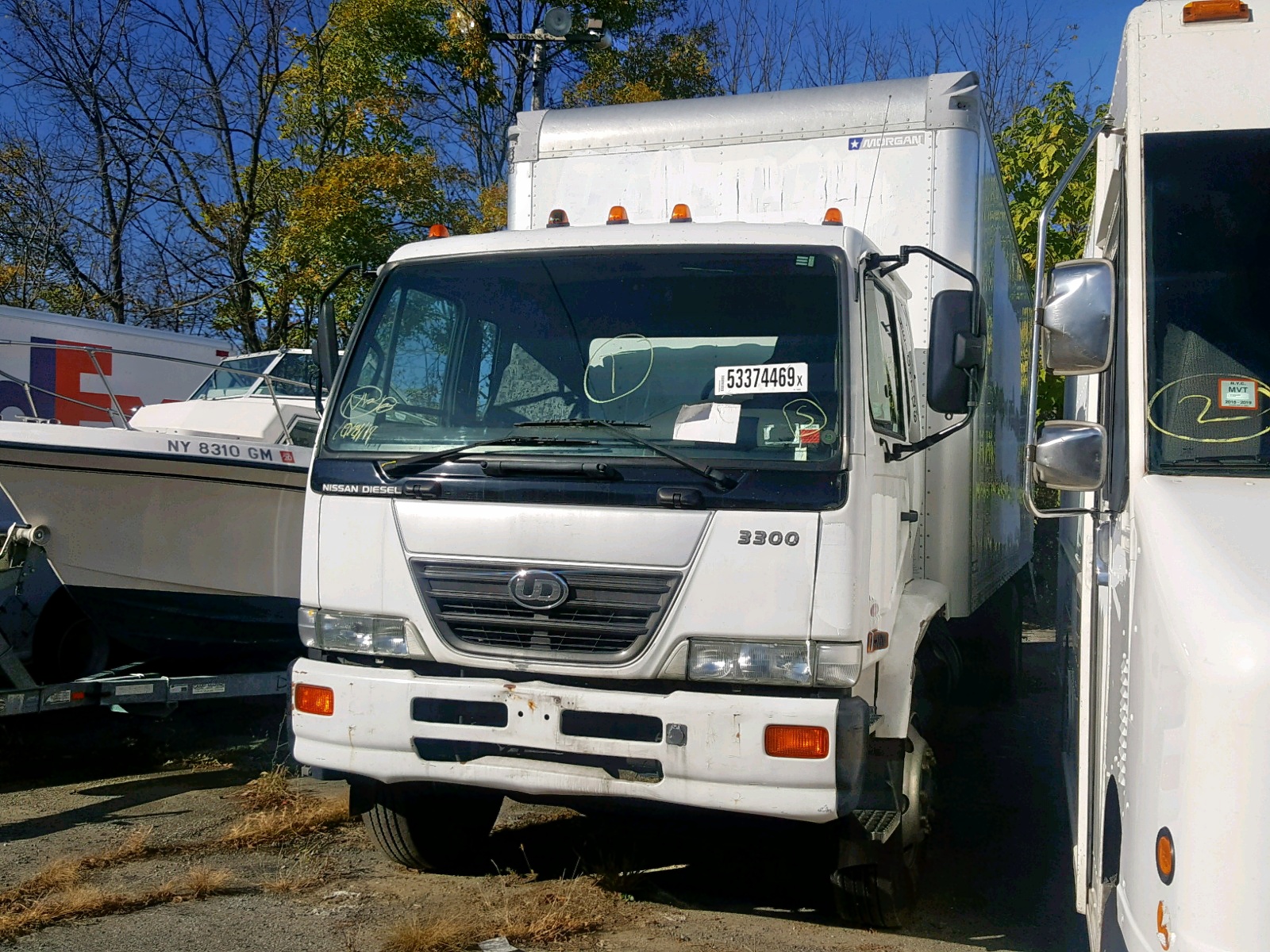 Nissan diesel ud. Nissan Diesel UD 1998. Nissan UD 3300. Nissan UD 3300 мусоровоз.