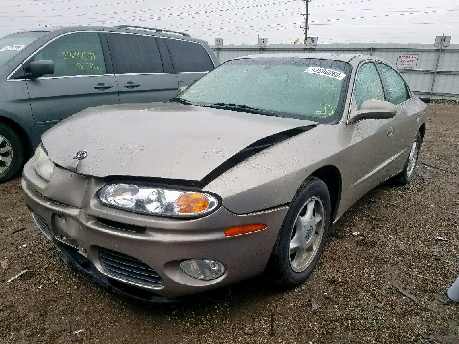 Oldsmobile aurora 2002