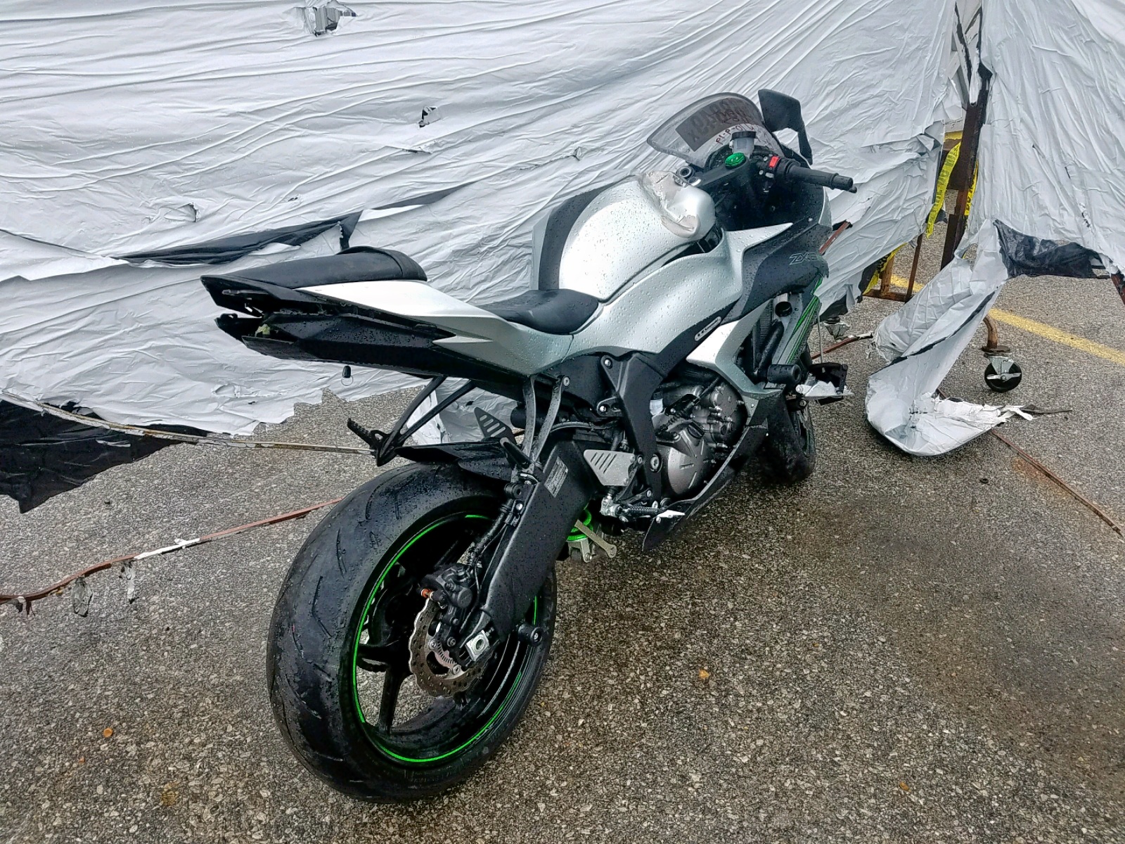 2018 zx636