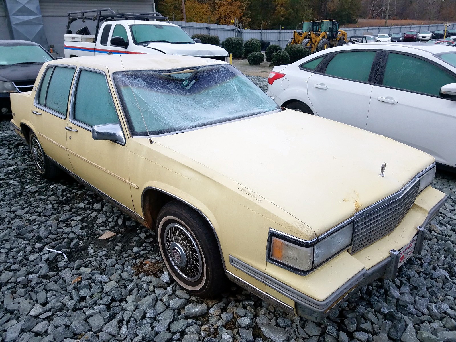 CADILLAC DEVILLE 1988, 1G6CD5154J4277451 — Auto Auction Spot