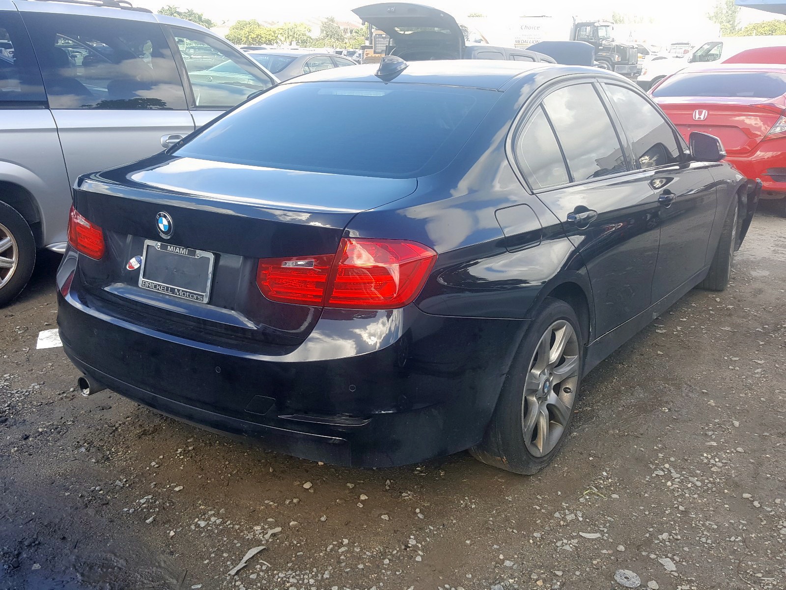 2015 BMW 320 I VIN: WBA3B1G59FNT07576 Lot: 61149619