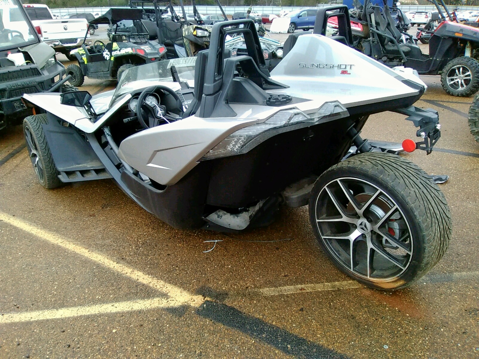 Мотоцикл 2016 POLARIS SLINGSHOT SL на аукционе Copart в Америке, цена и  заказ в Украину на Колумб Трейд