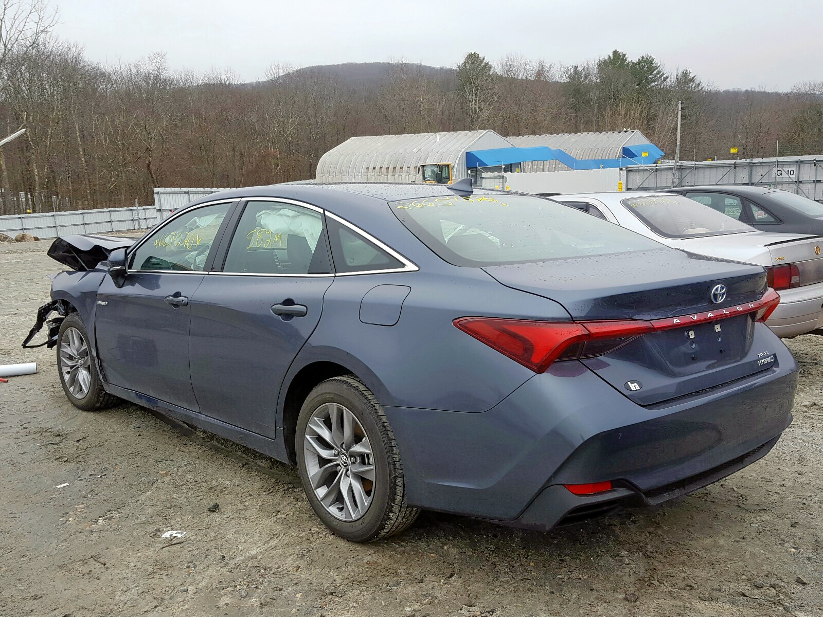 2020 toyota avalon xle