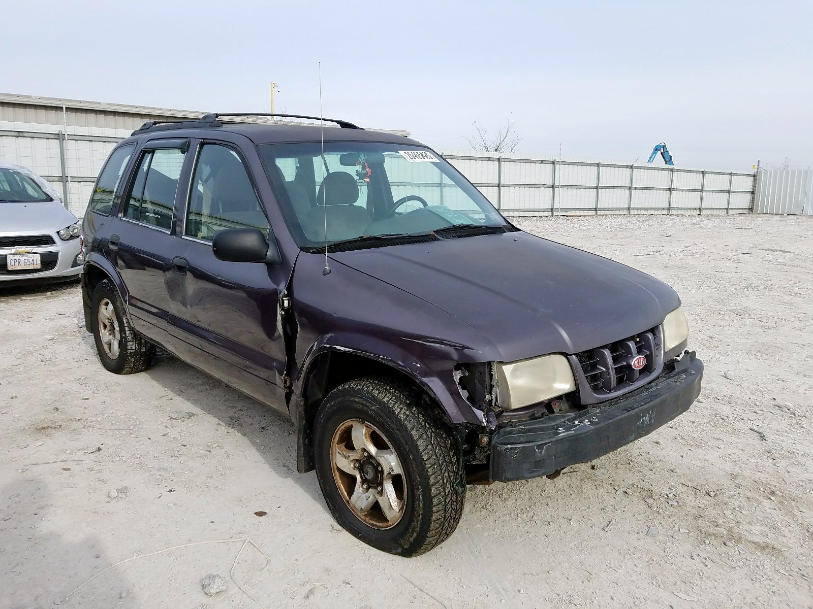 KIA SPORTAGE 2000, KNDJB7236Y5637407 — Auto Auction Spot