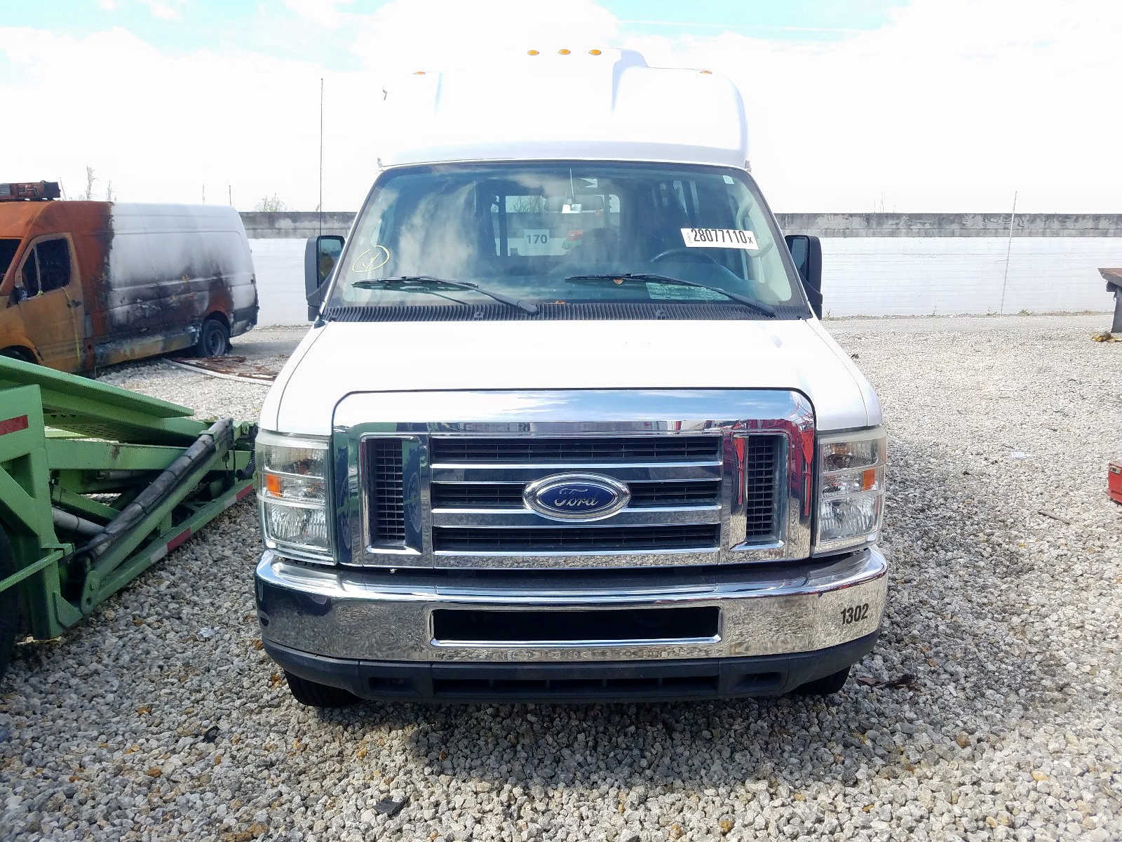 2012 ford econoline e350 super duty cutaway van