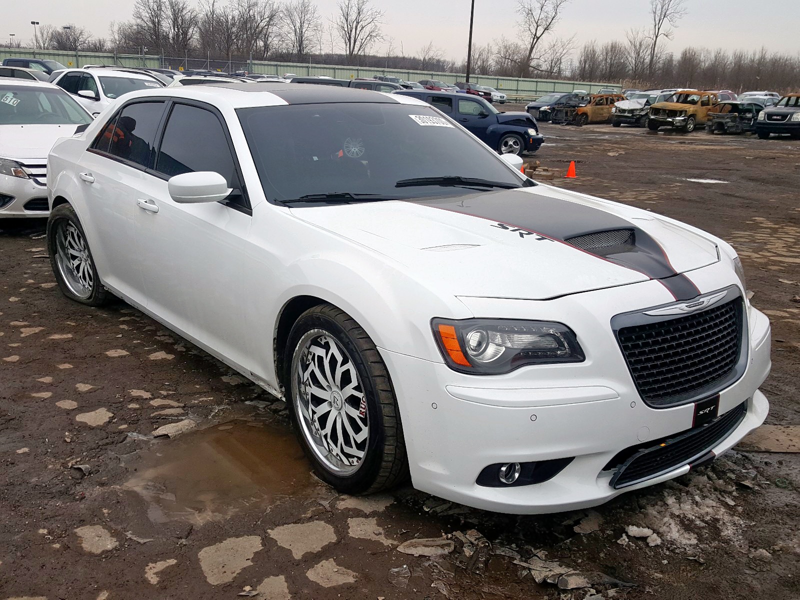 14 Chrysler 300 Srt 8 For Sale At Copart Woodhaven Mi Lot Salvagereseller Com