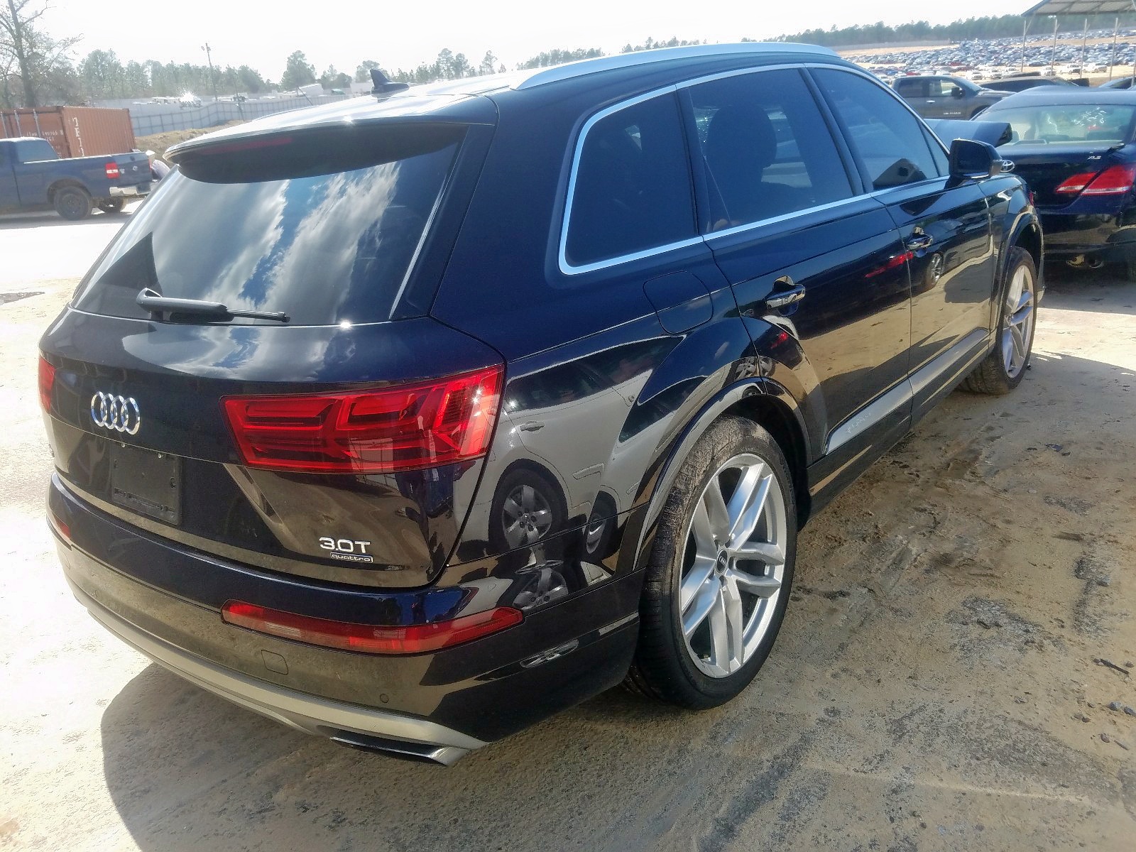 vin audi q7