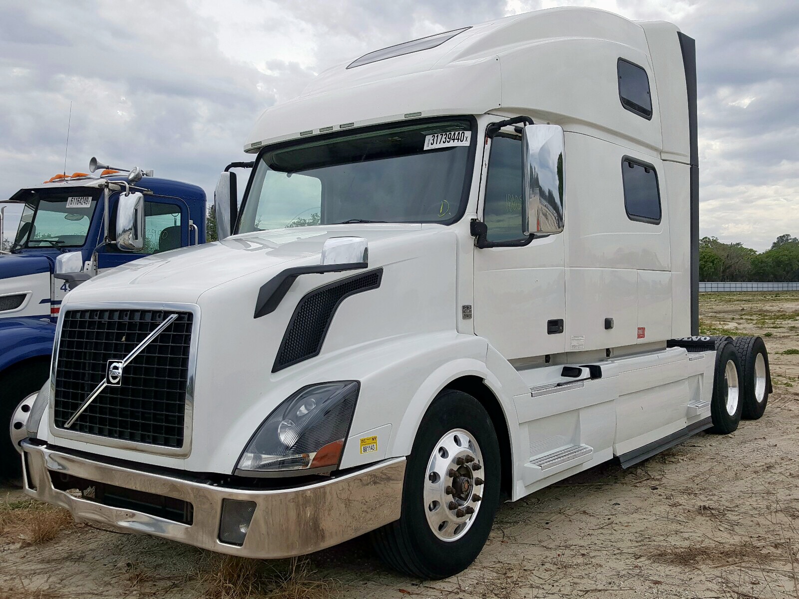 2014 VOLVO VN VNL for Sale FL TAMPA SOUTH Fri. Mar 06, 2020