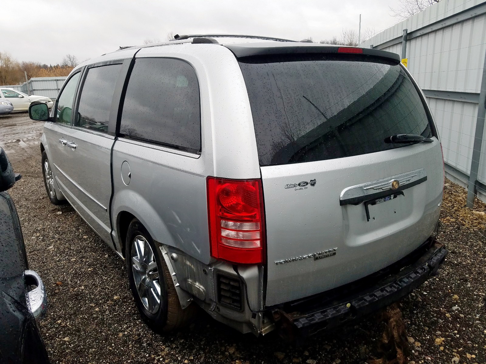 2008 CHRYSLER TOWN & COUNTRY LIMITED for Sale OH