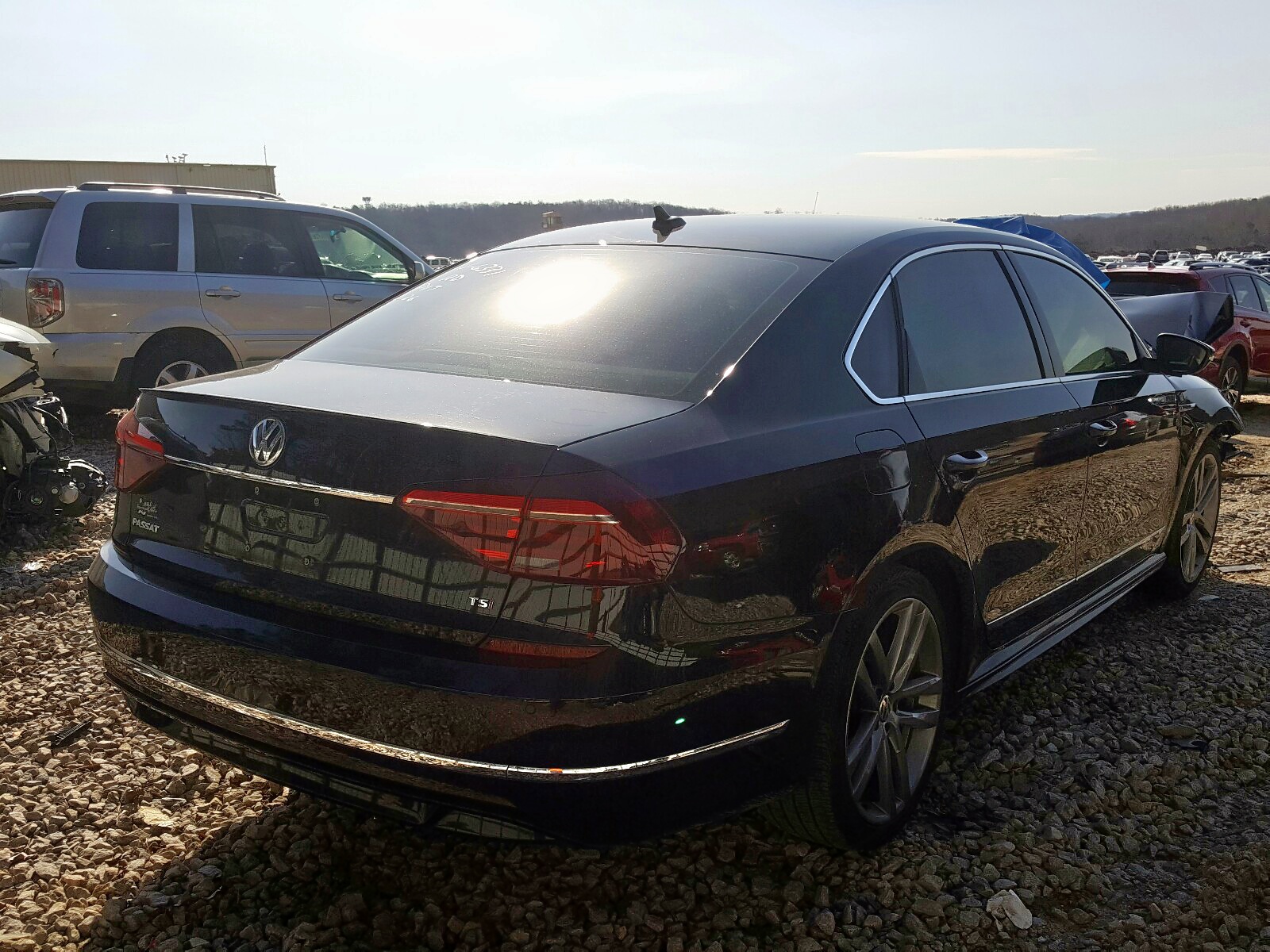 Автомобиль 2019 VOLKSWAGEN PASSAT SE R-LINE купить на аукционе Copart в США  в Минске, цена в Беларуси на КолумбАвто