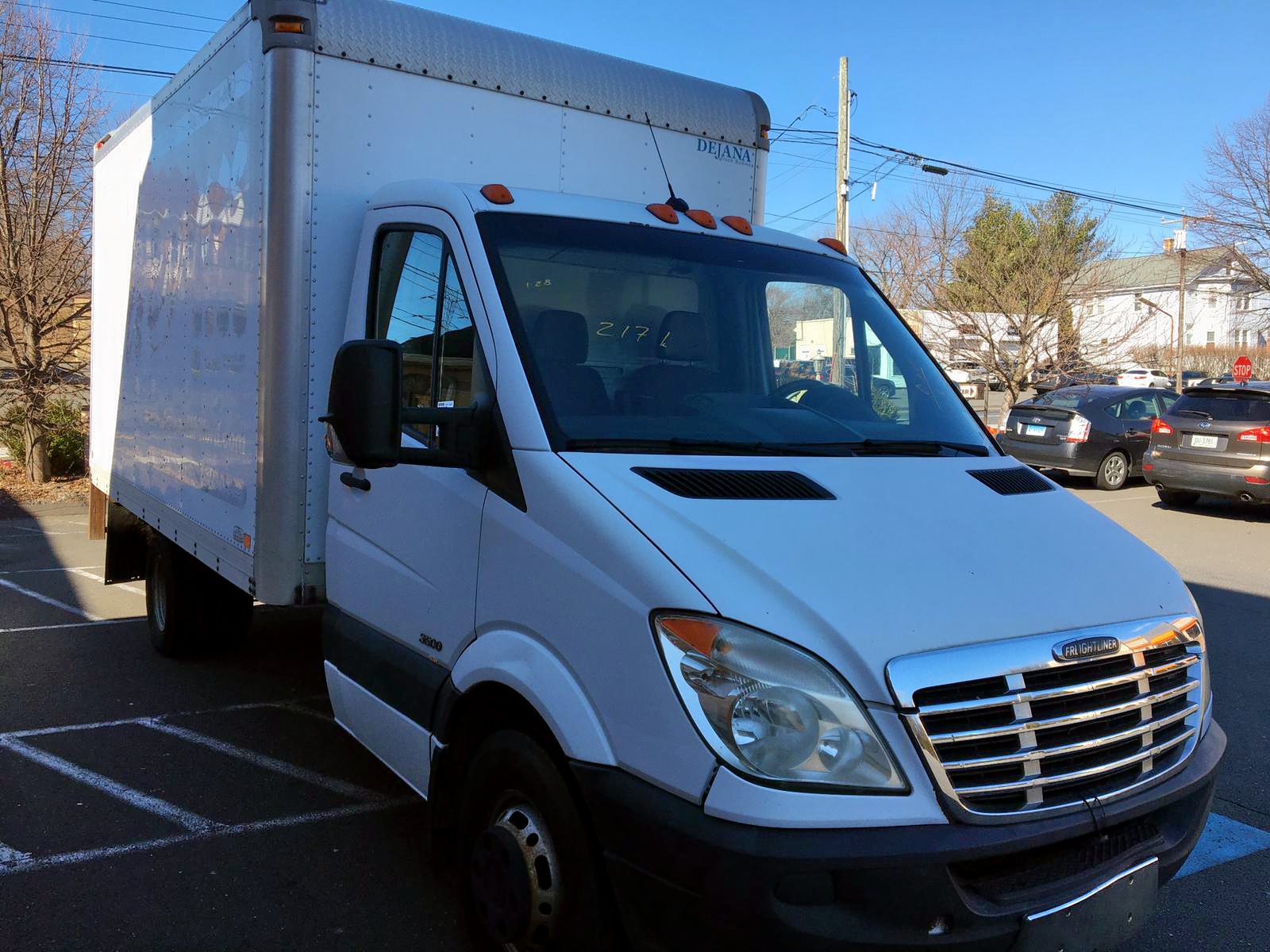 Спринтер 3.0. Фредлайнер спринтер 3500. фредлайнер sprinter 3500. фредлайнер спринтер. спринтер доставка сша.