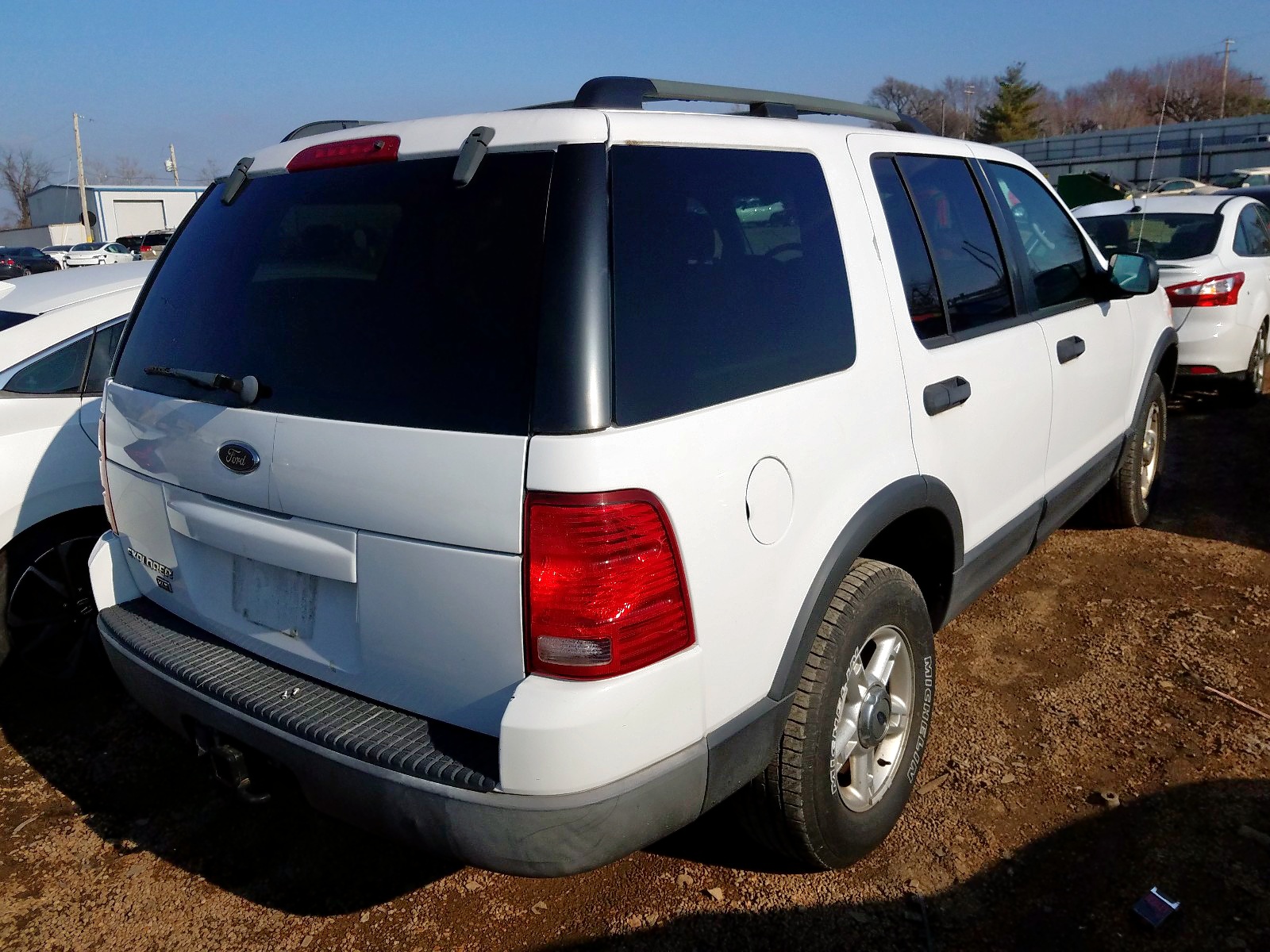 2003 ford explorer xlt