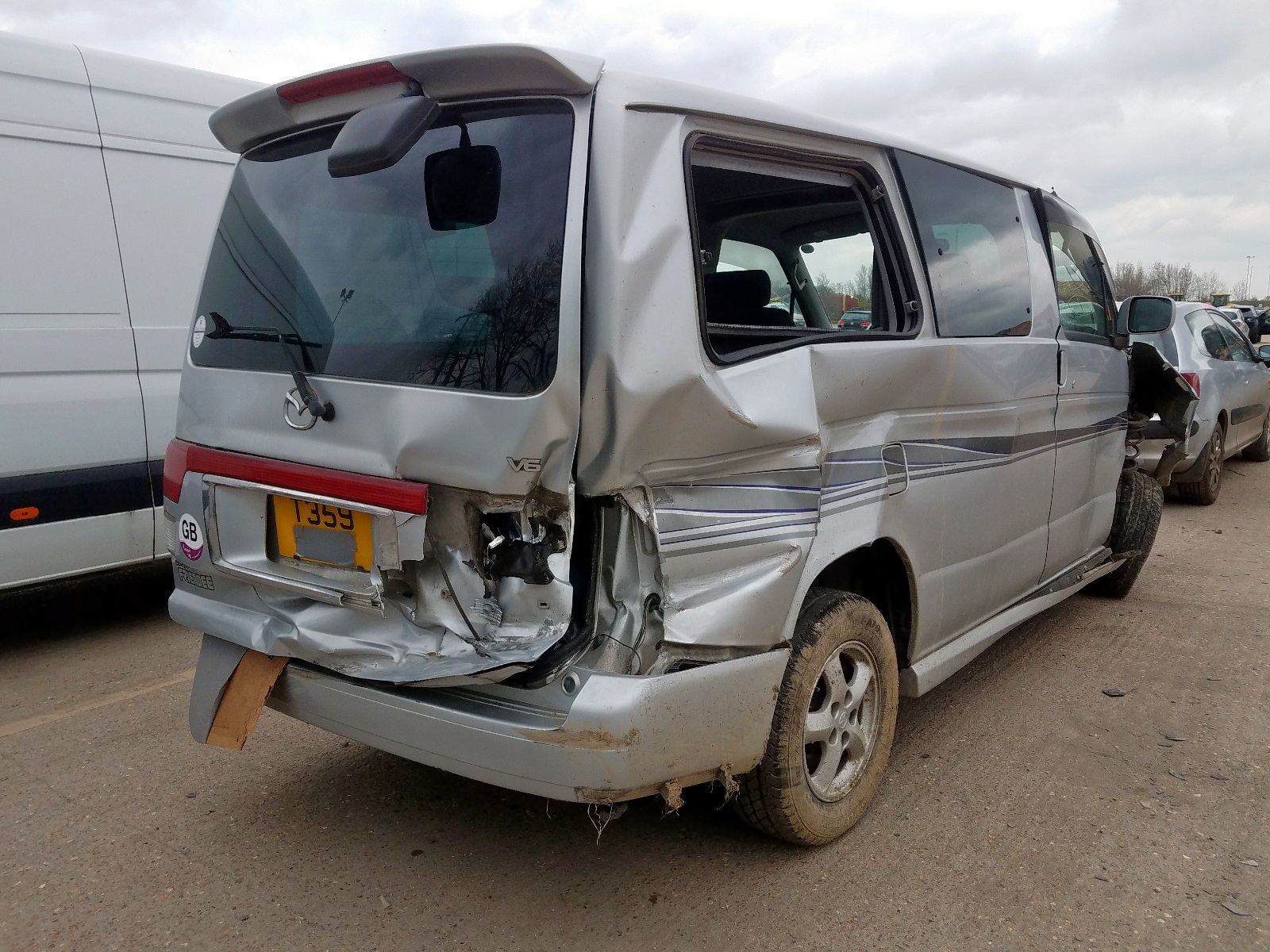 1999 MAZDA BONGO MPV for sale at Copart UK - Salvage Car Auctions