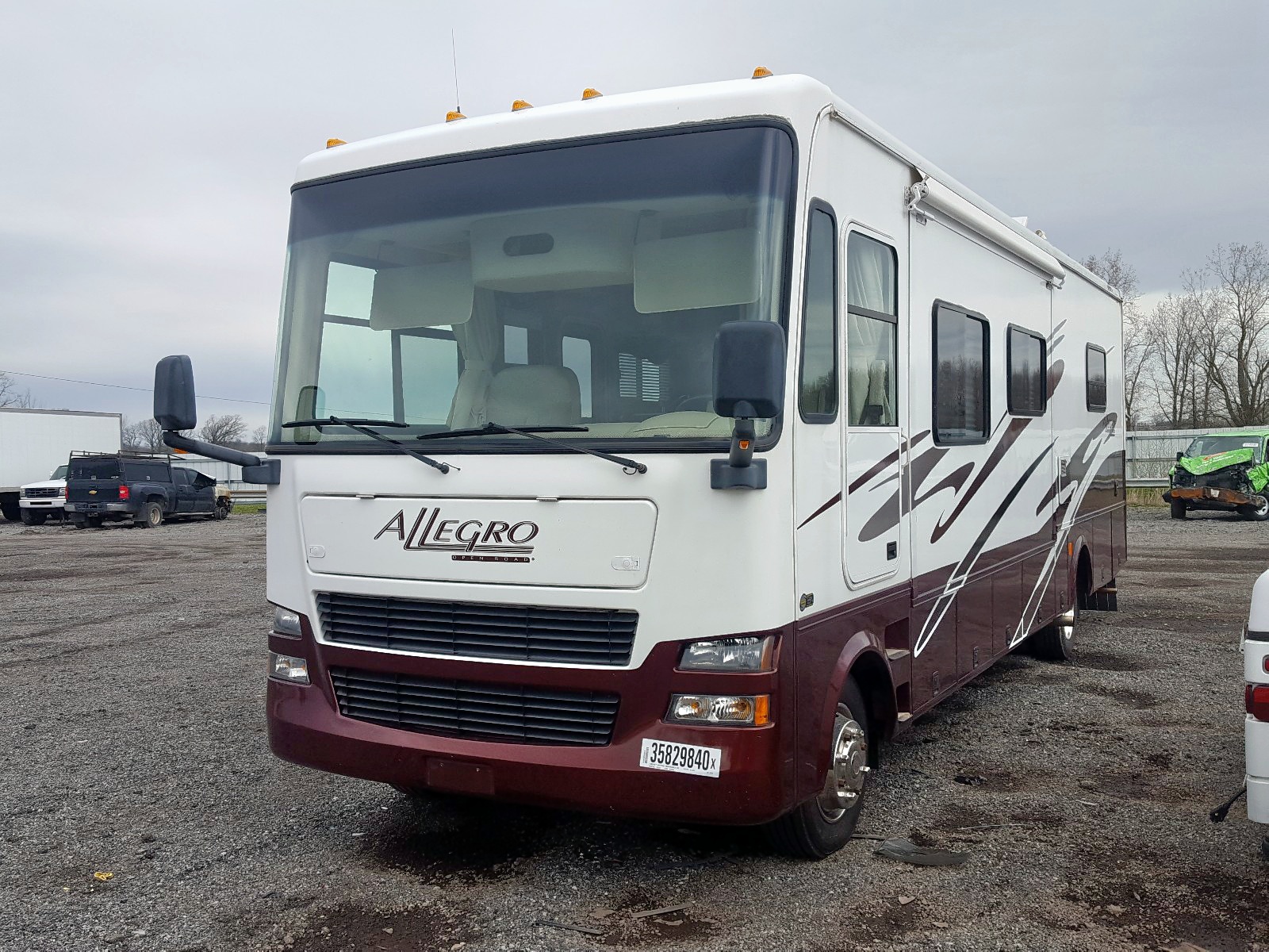 2006 WORKHORSE CUSTOM CHASSIS MOTORHOME CHASSIS W22 for Sale OH CLEVELAND WEST Vehicle