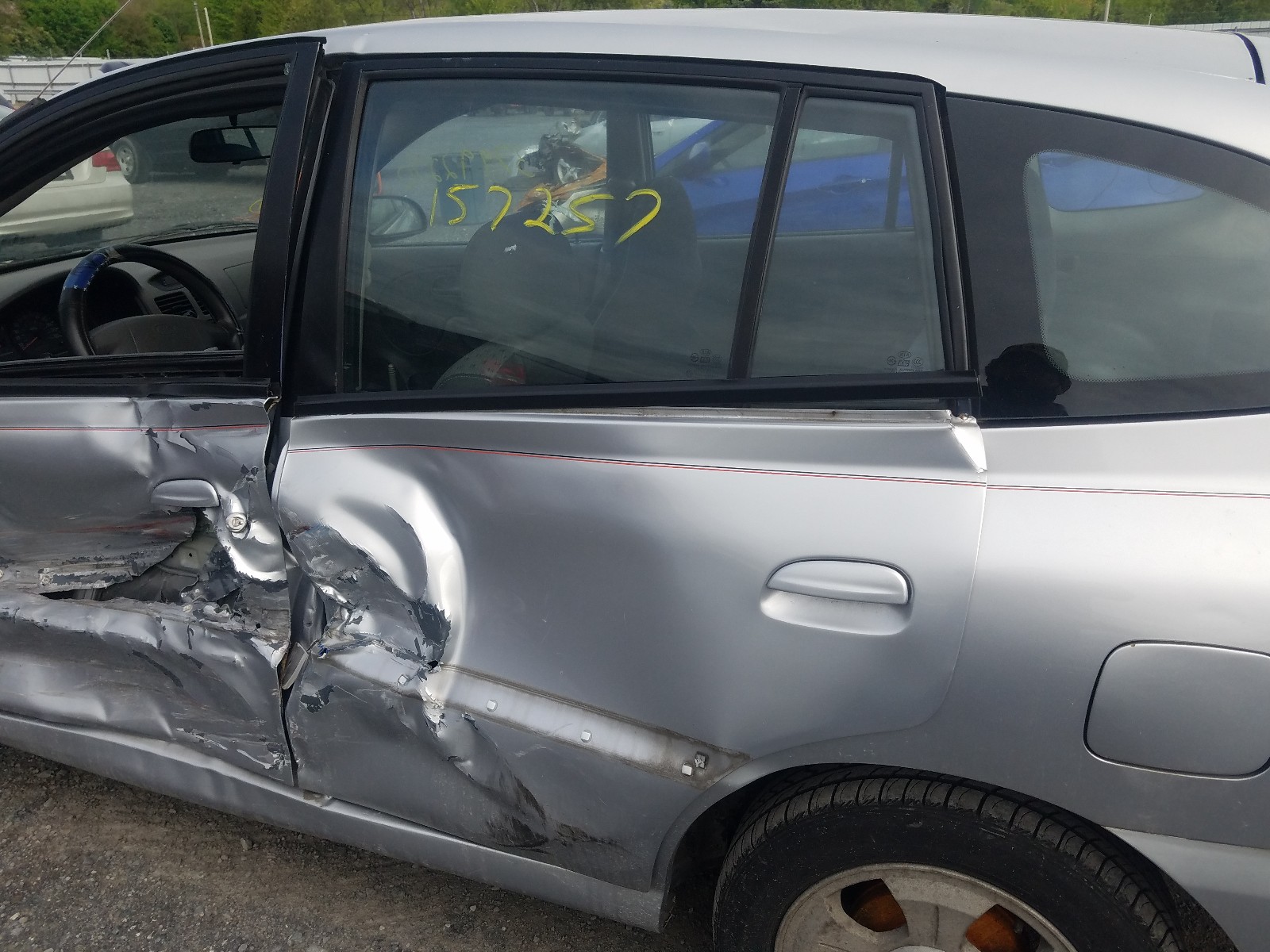 KNADC165456266687 2005 Kia Rio Cinco