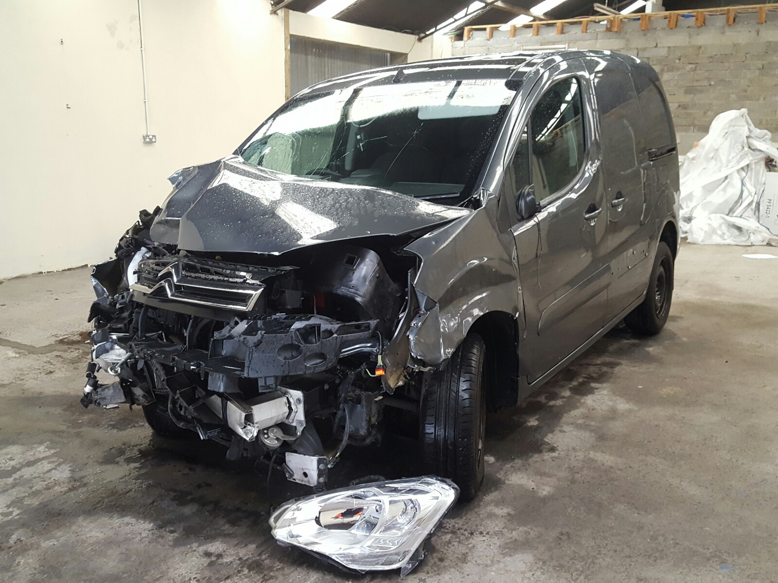 2015-citroen-berlingo-6-for-sale-at-copart-uk-salvage-car-auctions