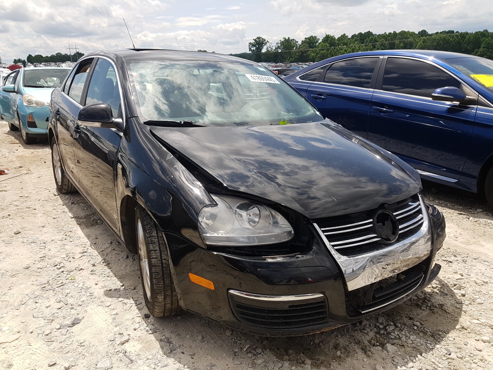 VOLKSWAGEN JETTA WOLF 2007, 3VWEF71K87M200089 — Auto Auction Spot