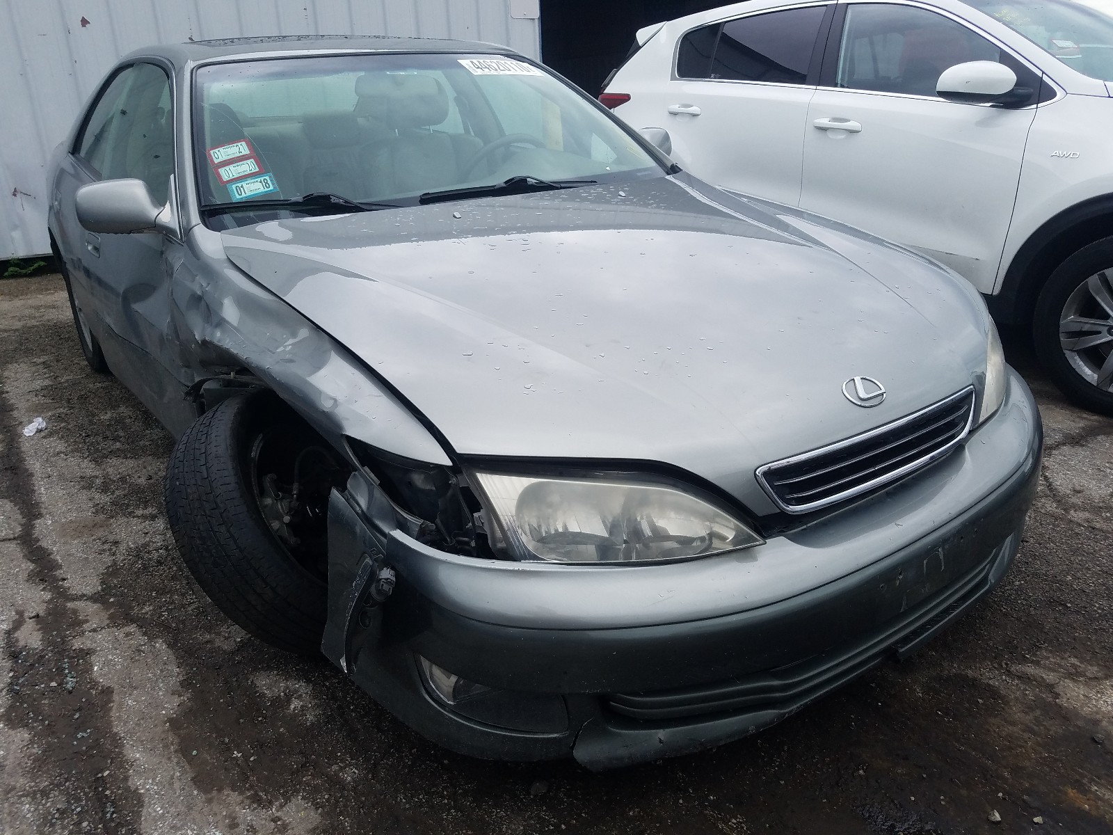 2000 lexus es 300 for sale at copart chicago heights il lot 44620110 salvagereseller com salvagereseller com