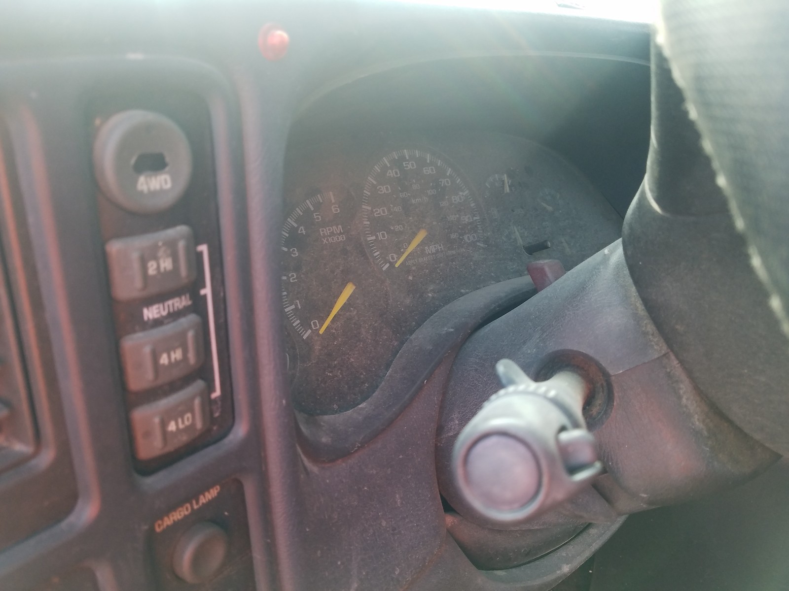 2000 Chevrolet Silverado K1500 VIN: 1GCEK19T7YE341235 Lot: 82135004