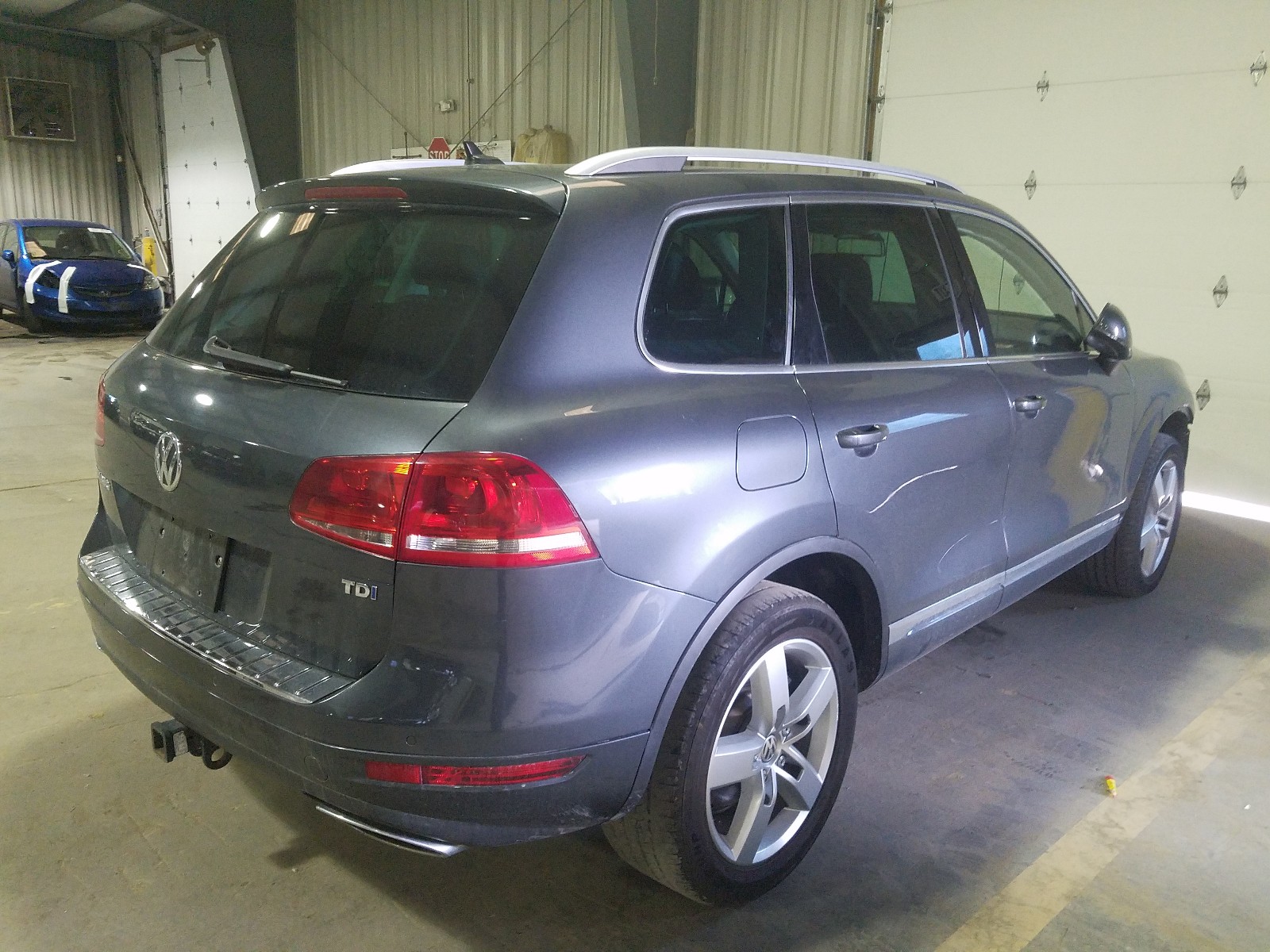 Volkswagen Touareg v6 TDI. Туарег v12 6.0. Вин Туарег 1. Туарег 2013 с прицепом.