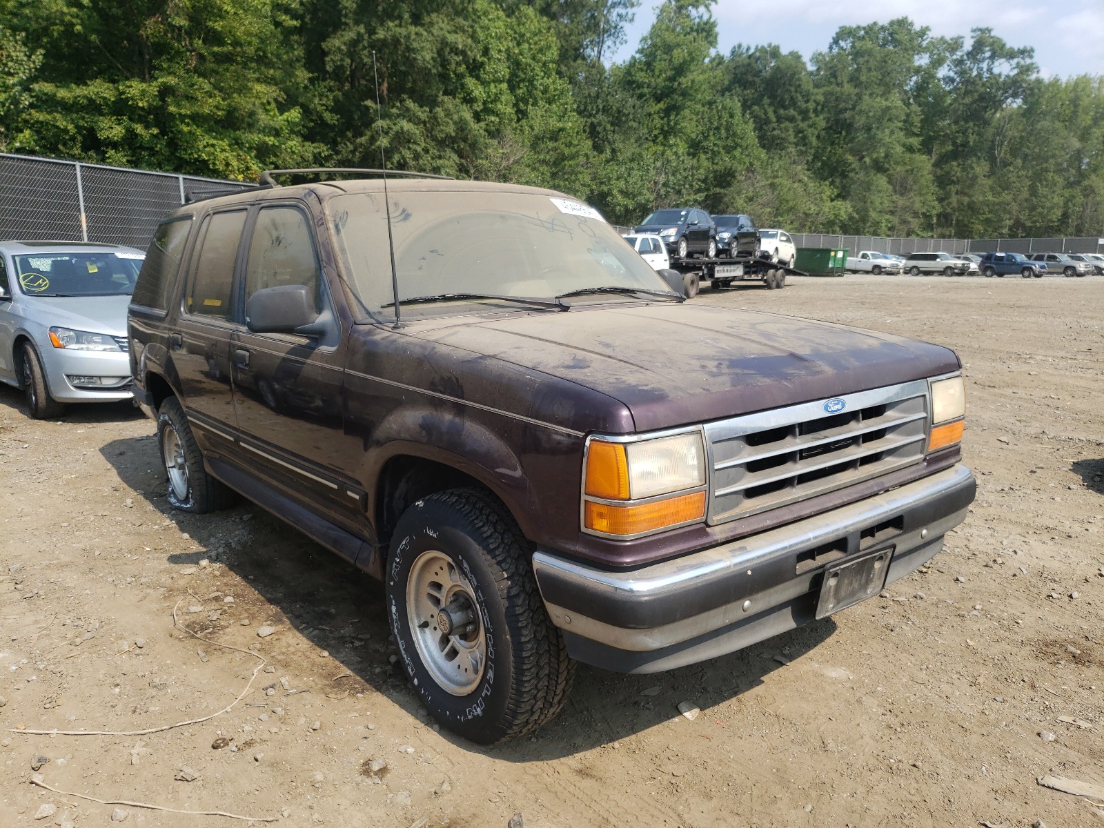 FORD EXPLORER 1994, 1FMDU34X2RUB12556 — Auto Auction Spot