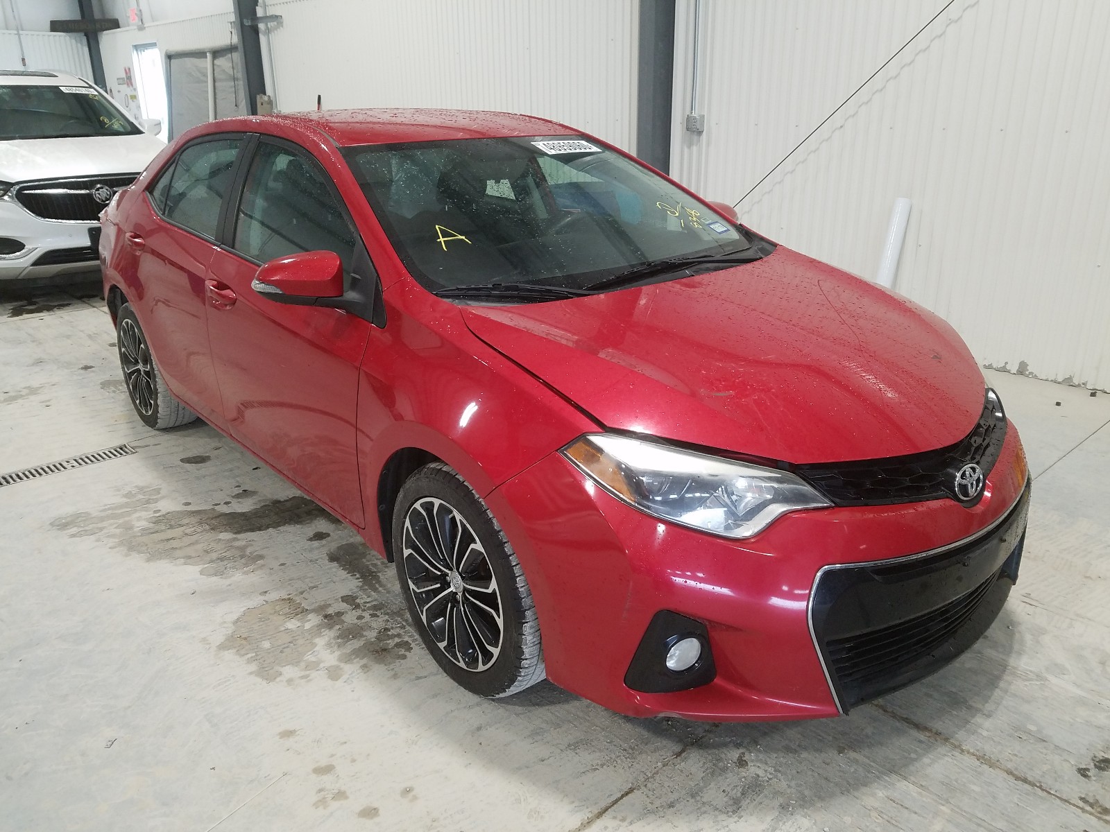 Toyota Corolla 2015 Red