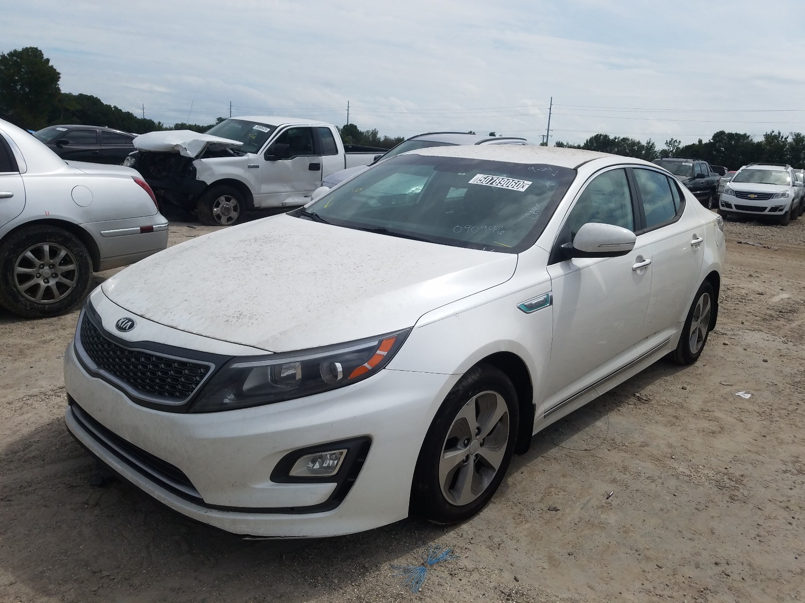 Kia Optima Hybrid 2015 Р±РµР»С‹Р№