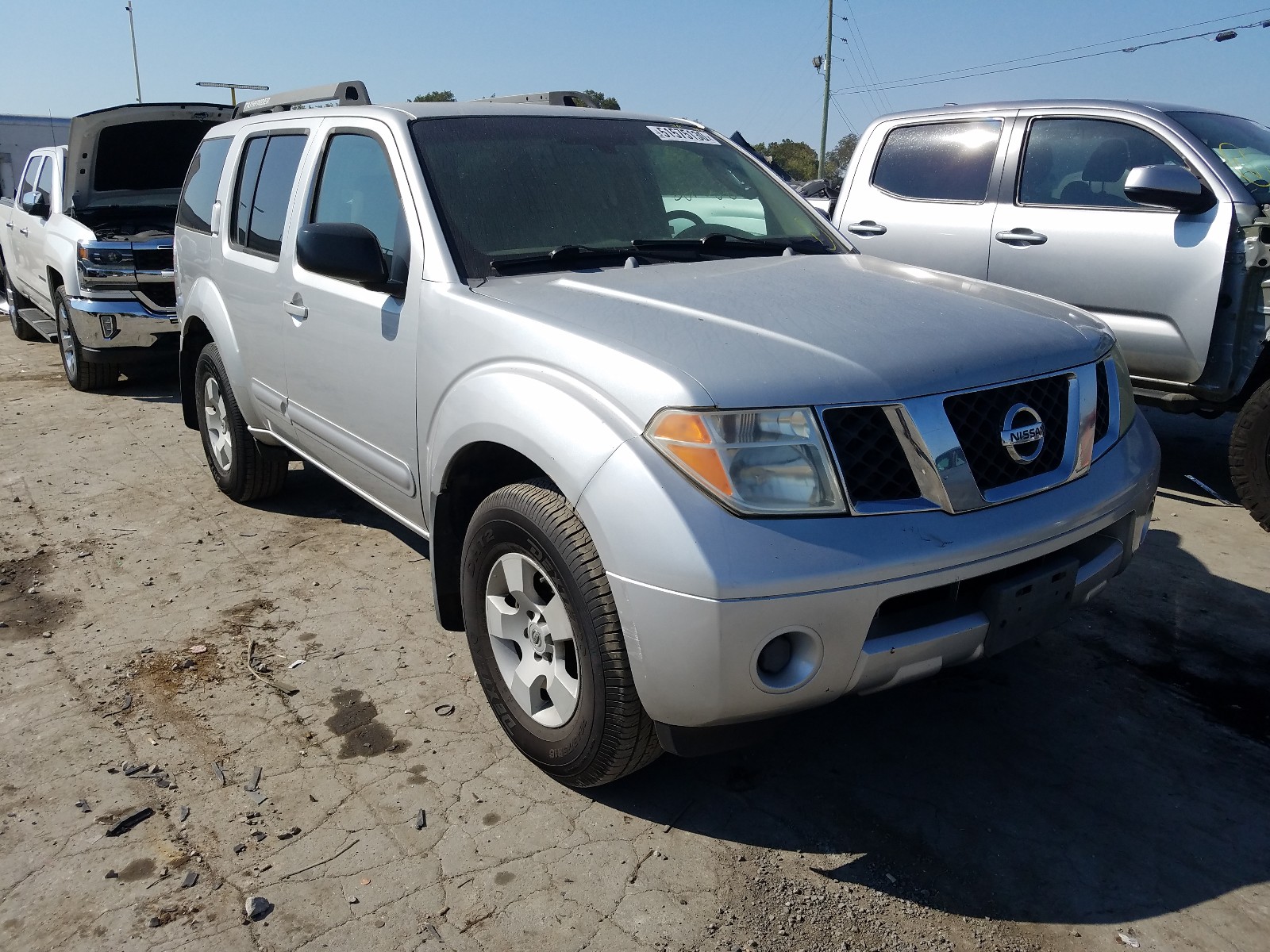 Nissan Pathfinder 2005