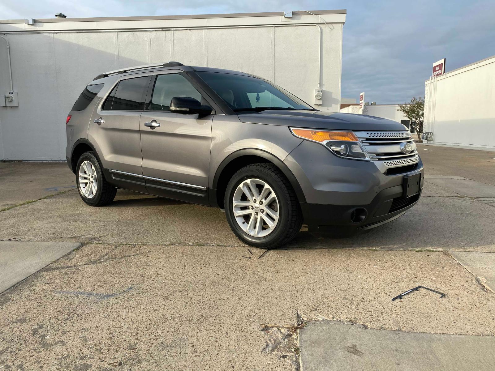 Ford Explorer XLT 2012