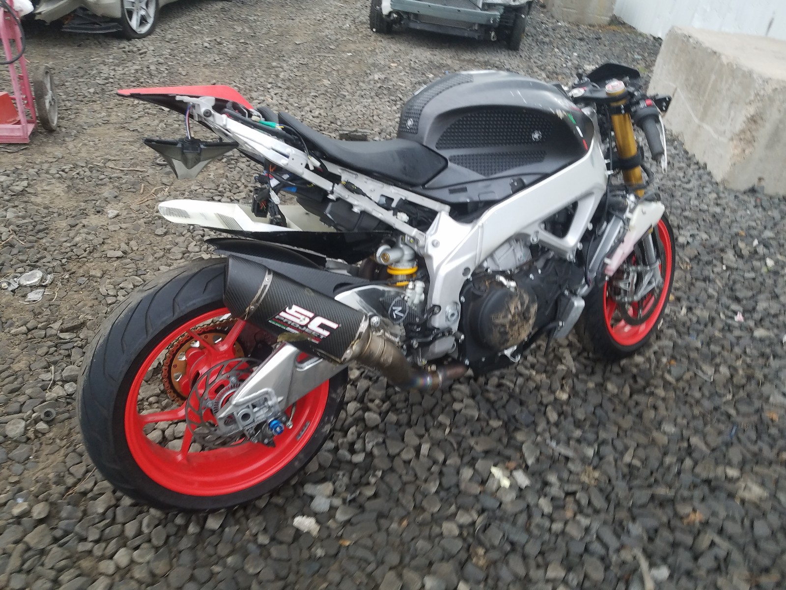 Aprilia rsv4 2017