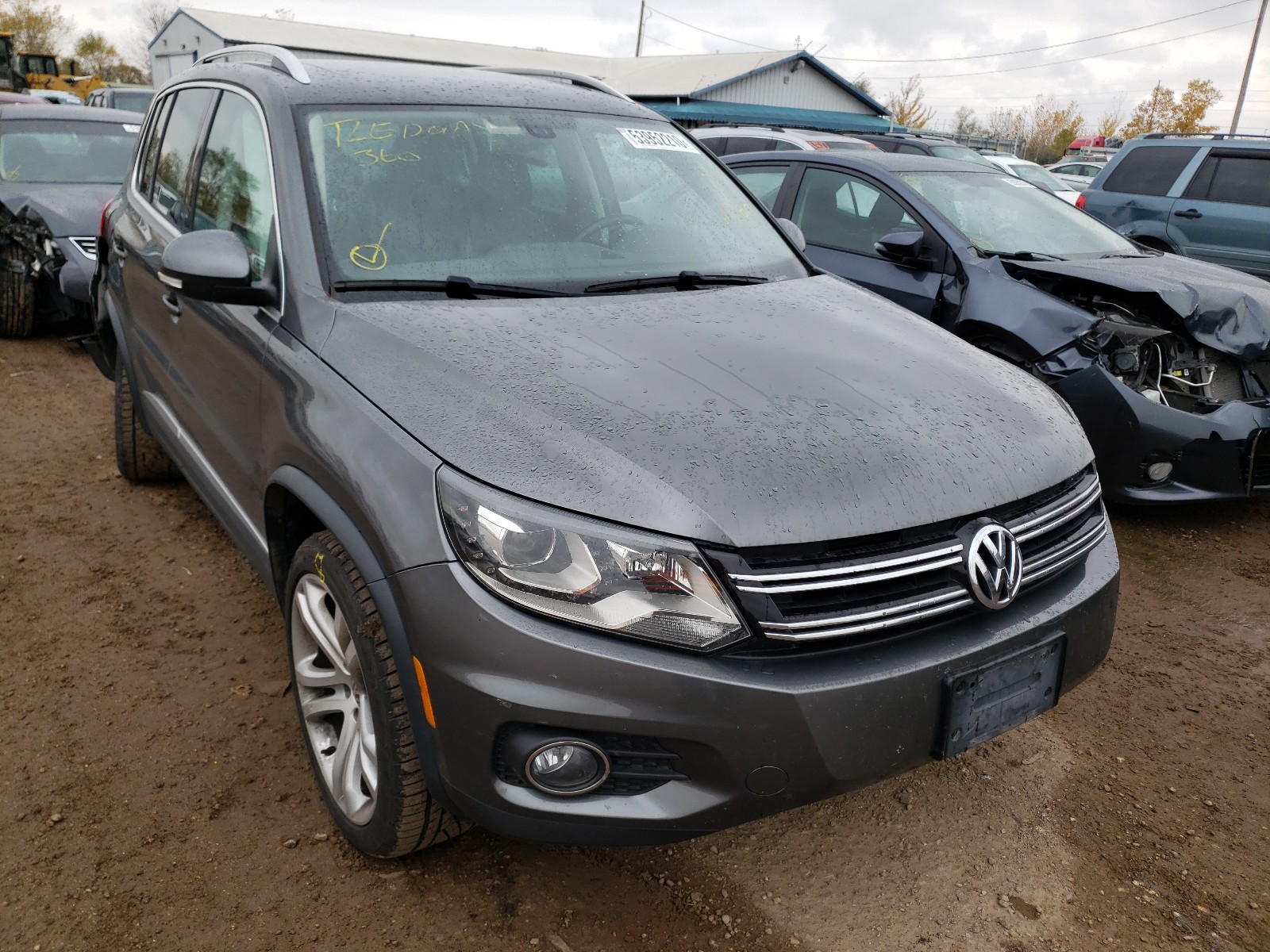 16 Volkswagen Tiguan S For Sale At Copart Pekin Il Lot Salvagereseller Com