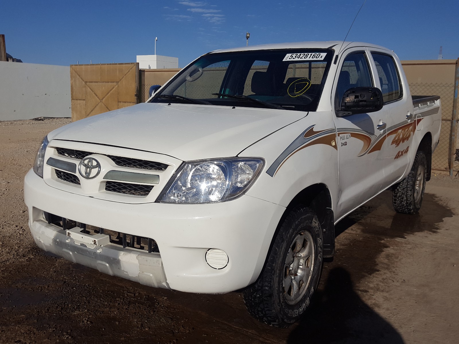 2006 TOYOTA PICK UP sale at Copart Middle East