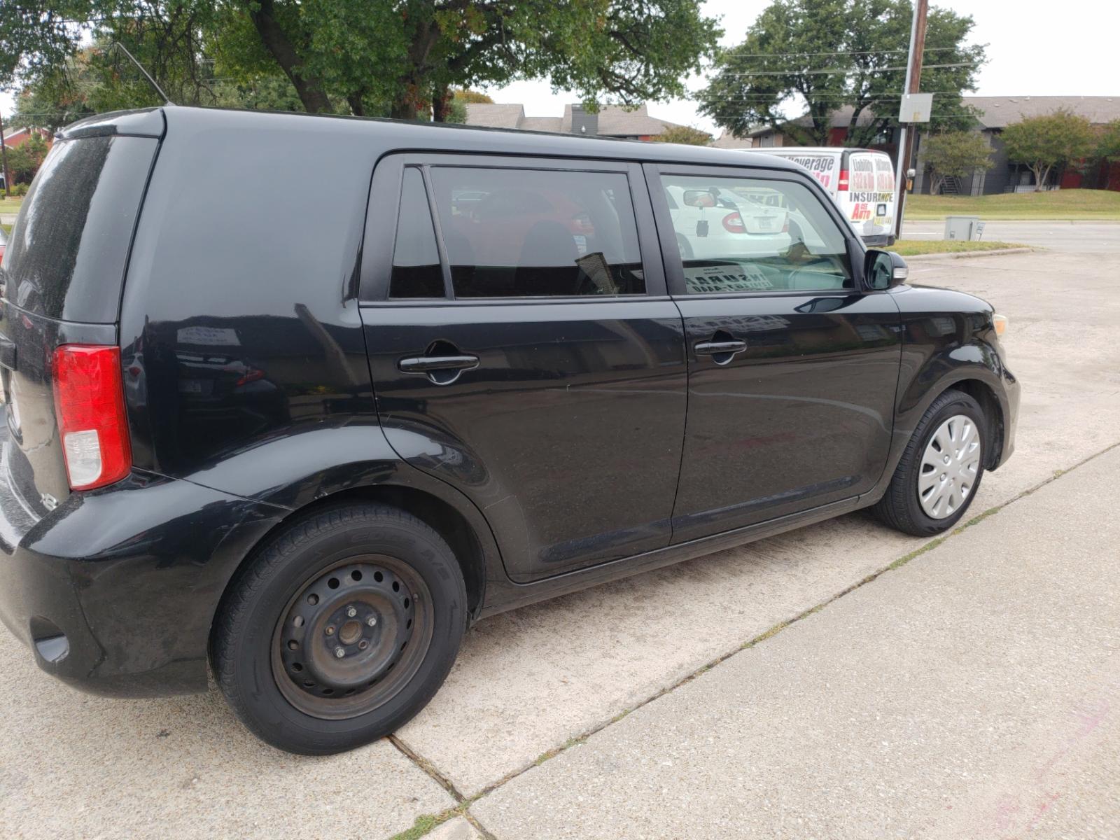 Toyota Scion XB fuel