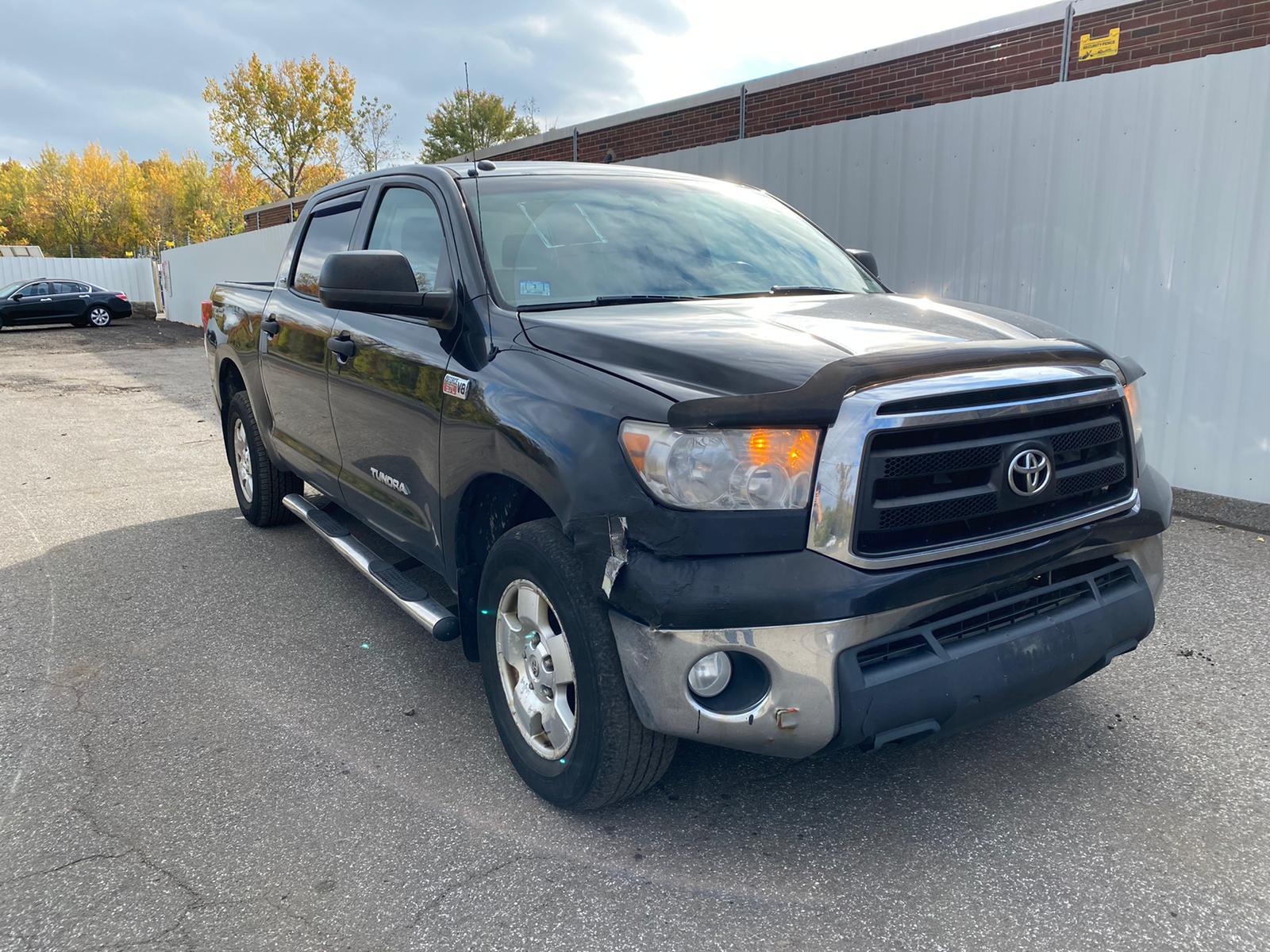 2010 Toyota Tundra CREWMAX