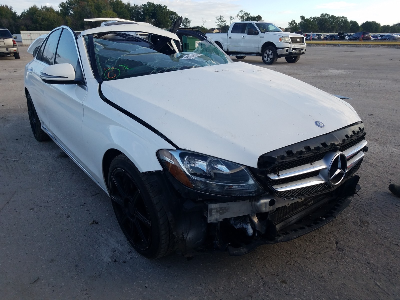 55SWF4JBXGU103419 2016 MERCEDES-BENZ C CLASS - Image 1