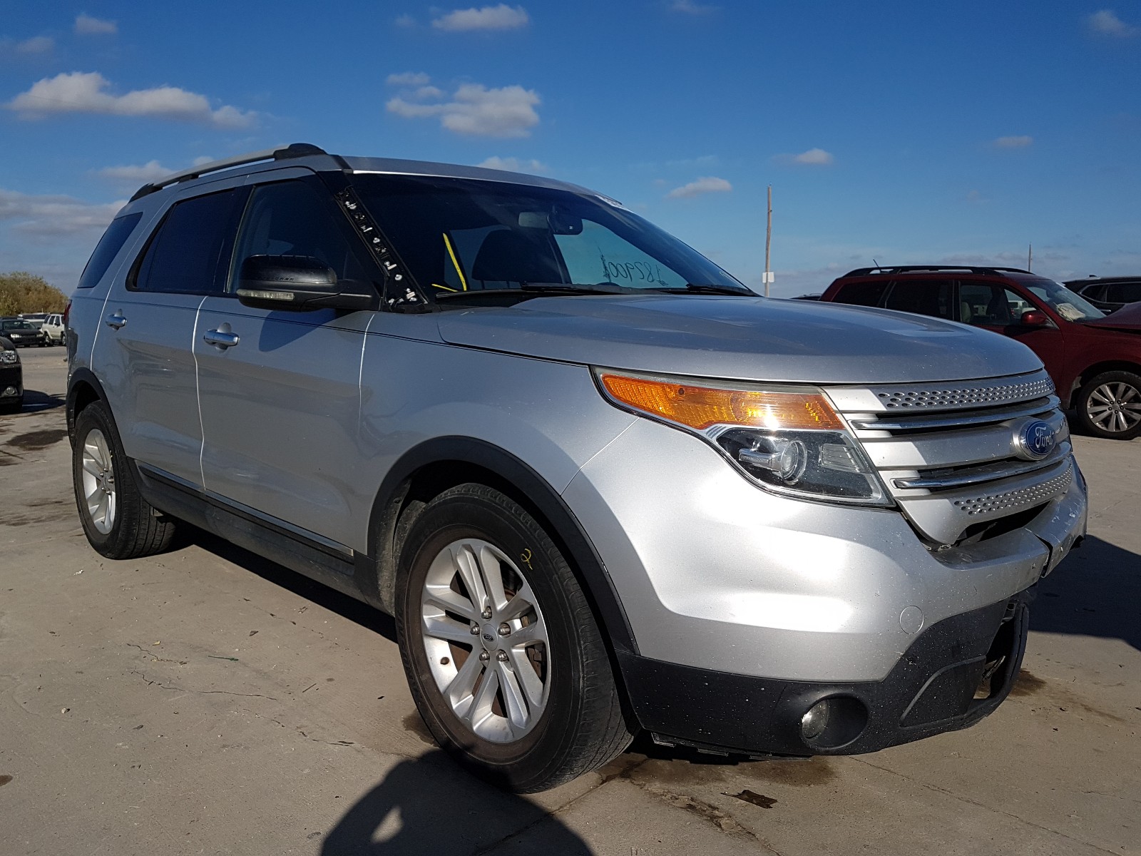 Форд эксплорер вин. Ford Explorer XLT 2012. Ford Explorer 2012 Америка. Форд эксплорер 2012 АКБ.