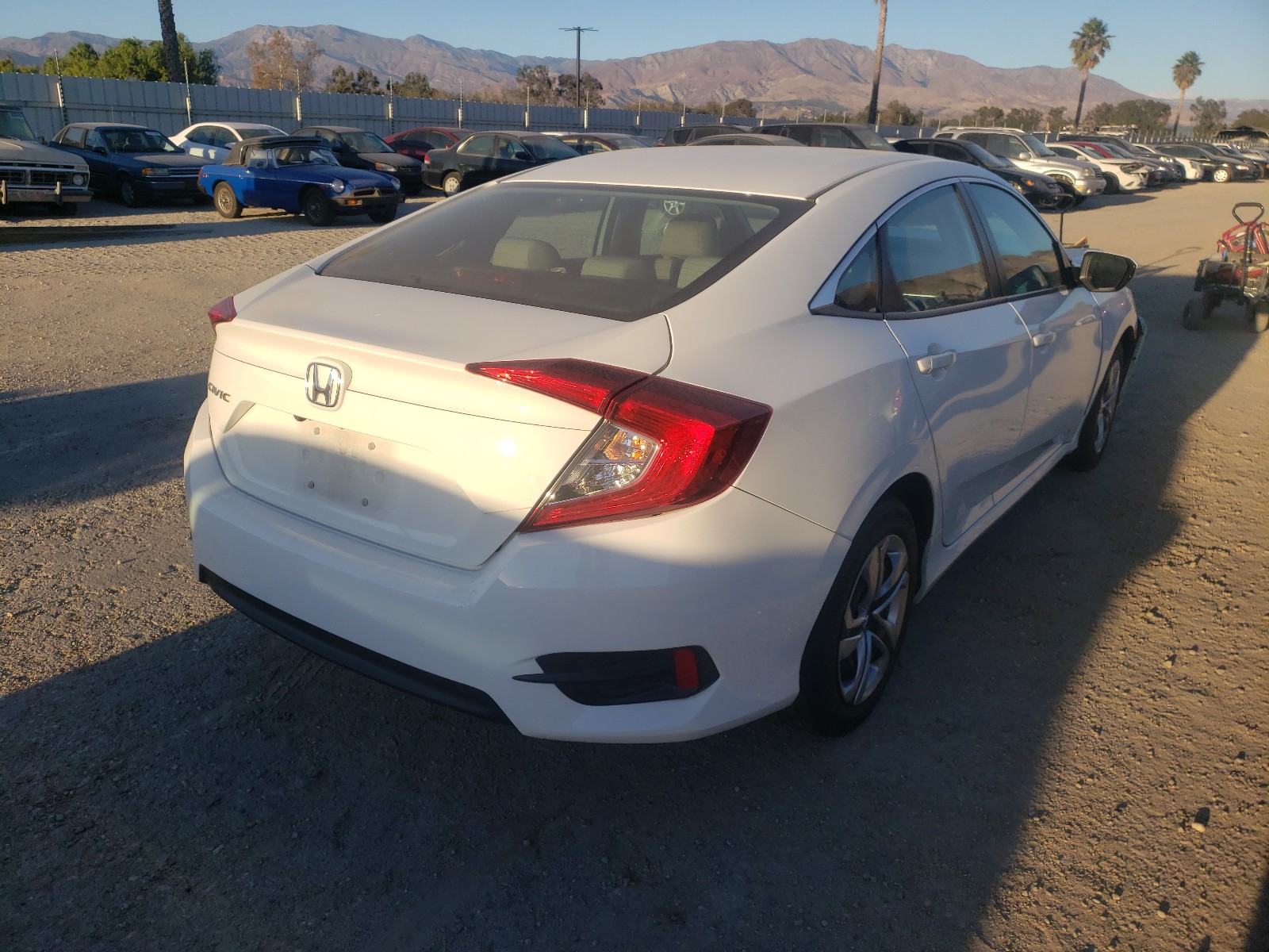 2HGFC2F56GH524874 2016 Honda Civic Lx