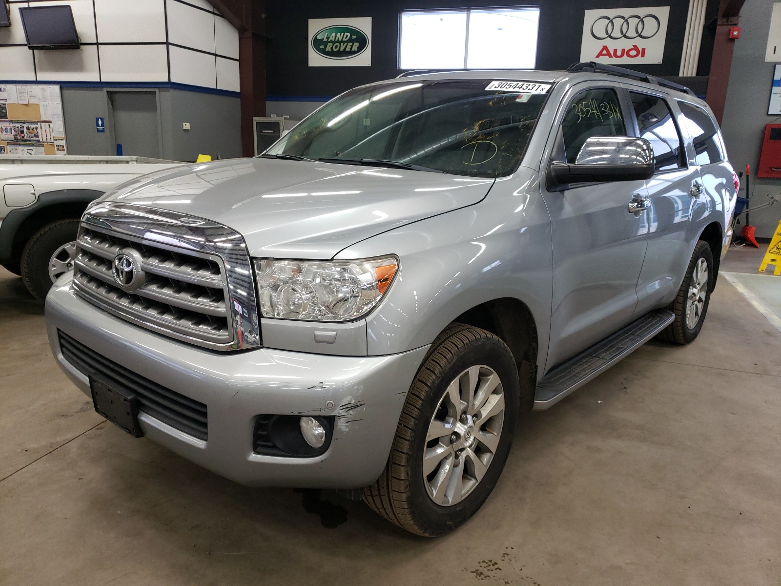 Toyota Sequoia 2013